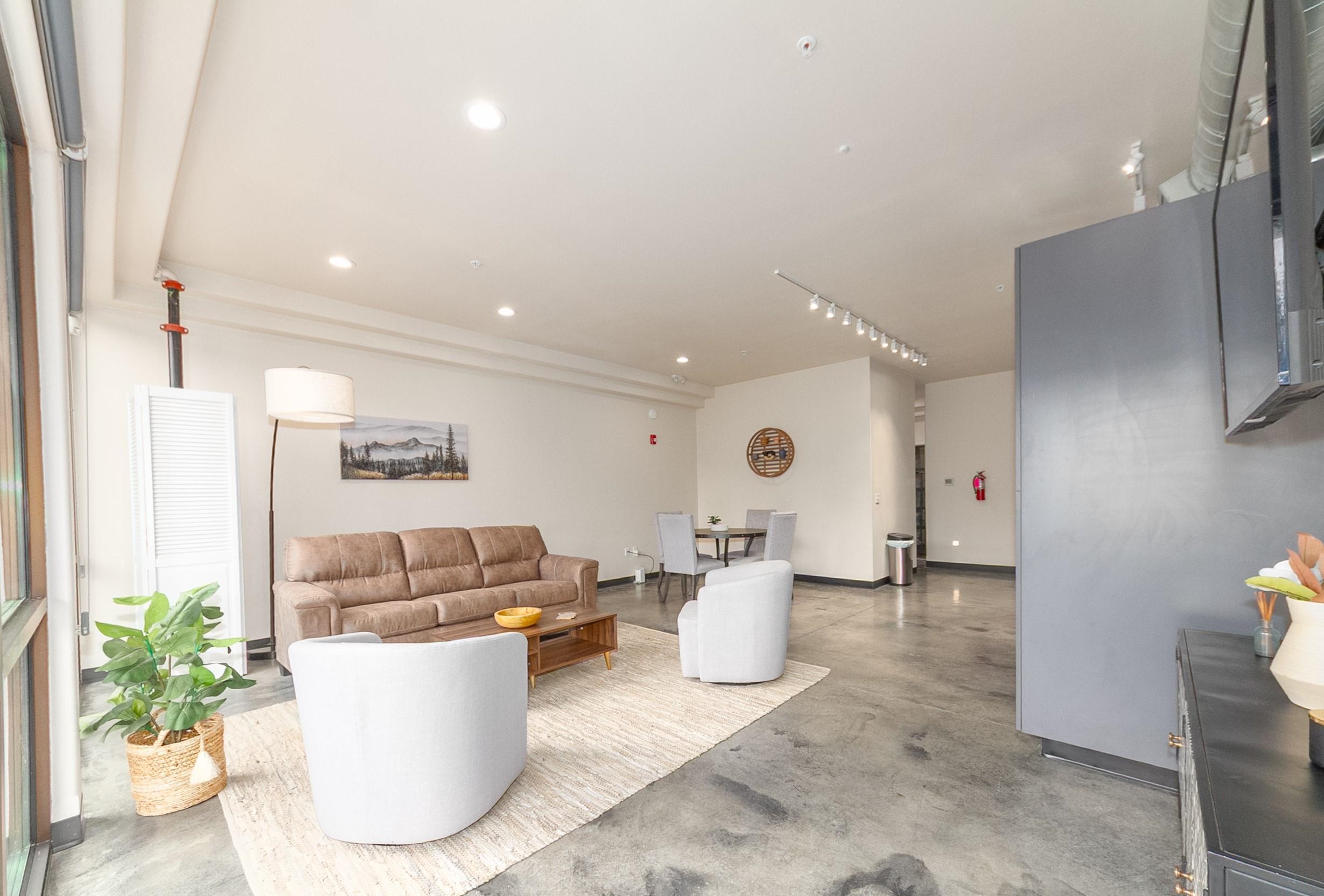 3003 E 30th Ave - Photo 5