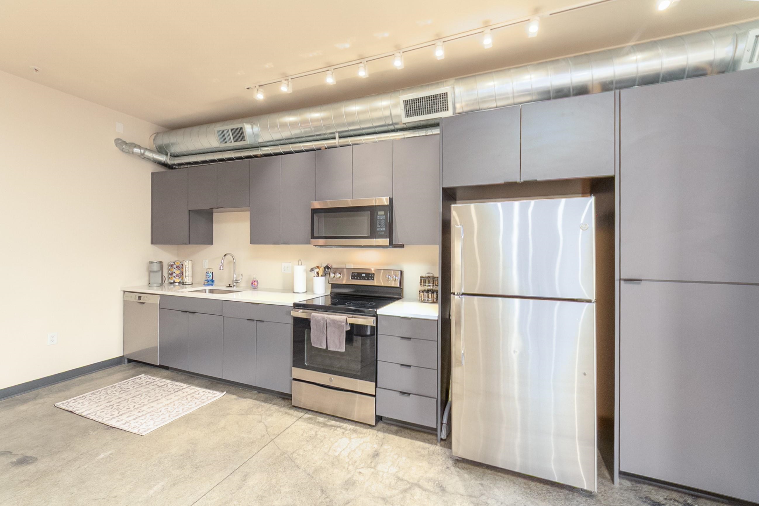 3003 E 30th Ave - Photo 8