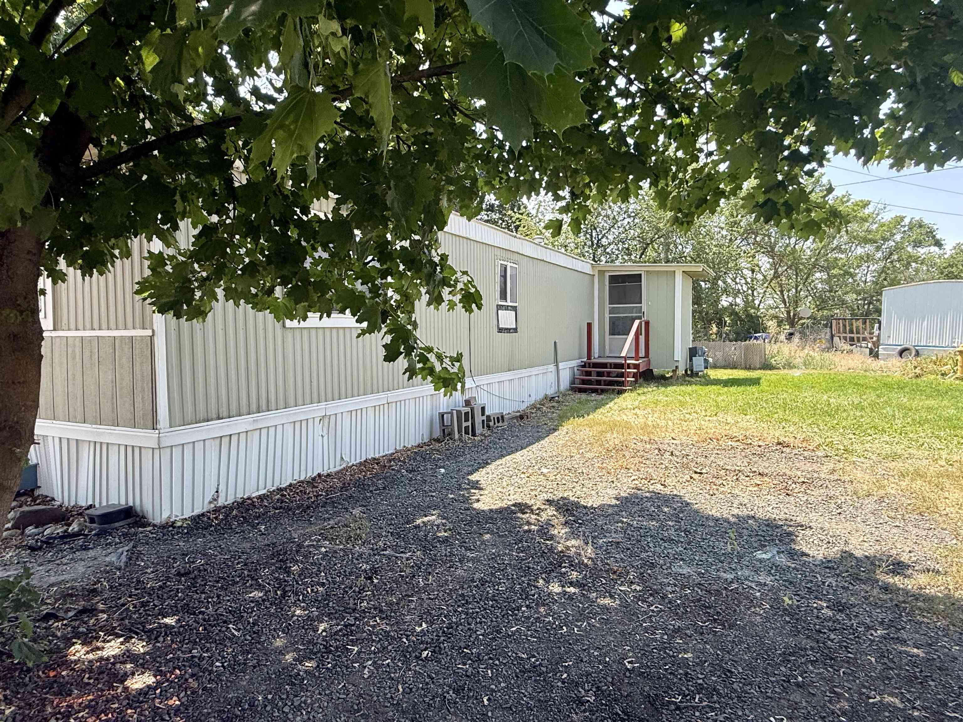 19625 E Wellesley Ave - Photo 2