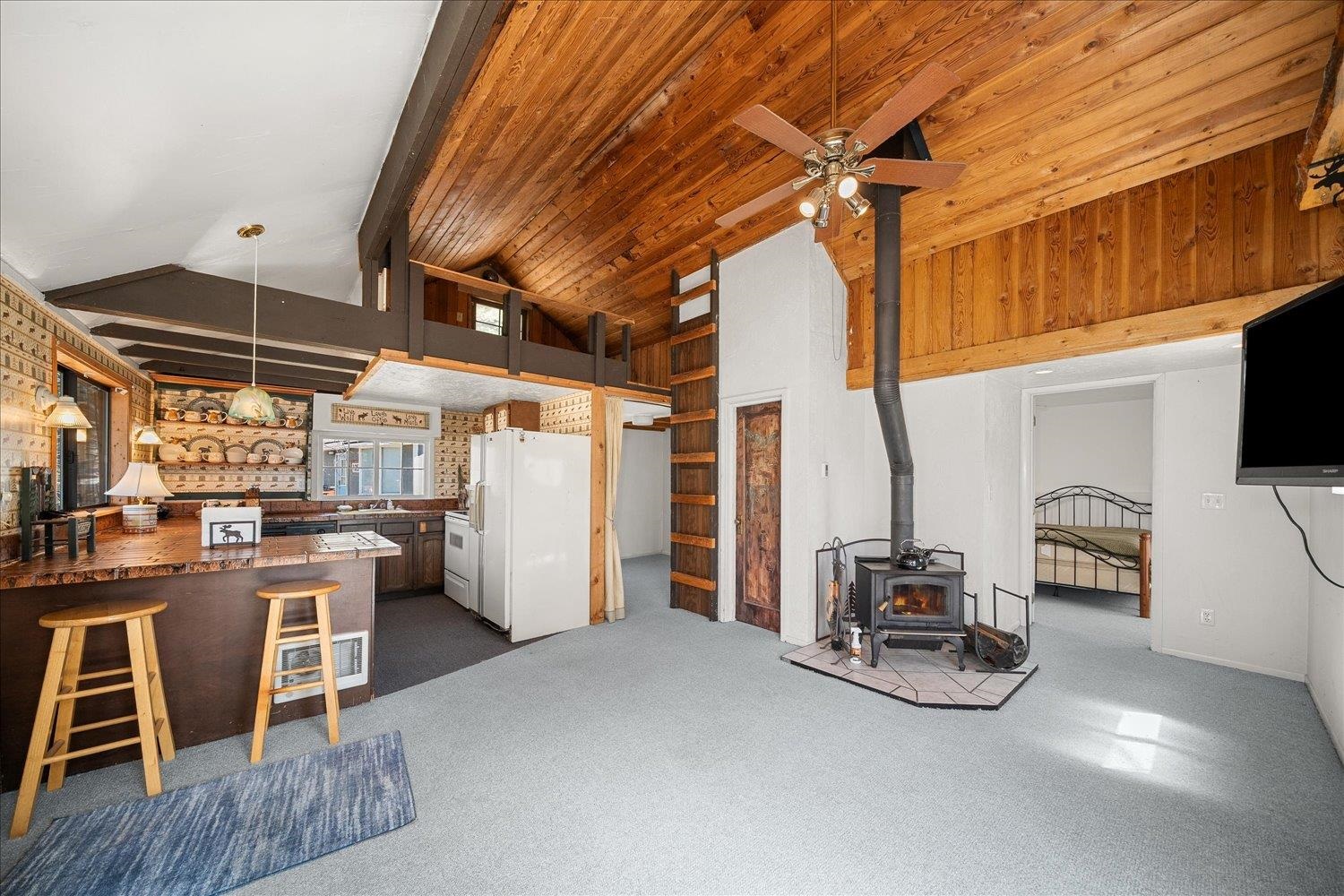 12512 N East Newman Lake Dr - Photo 11
