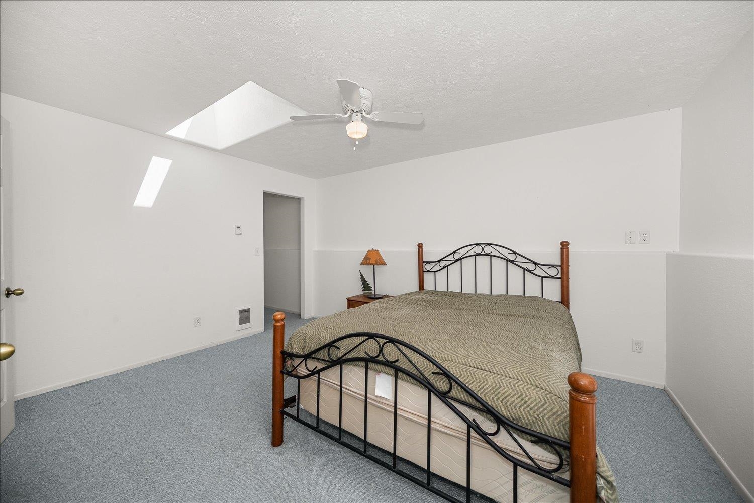 12512 N East Newman Lake Dr - Photo 25