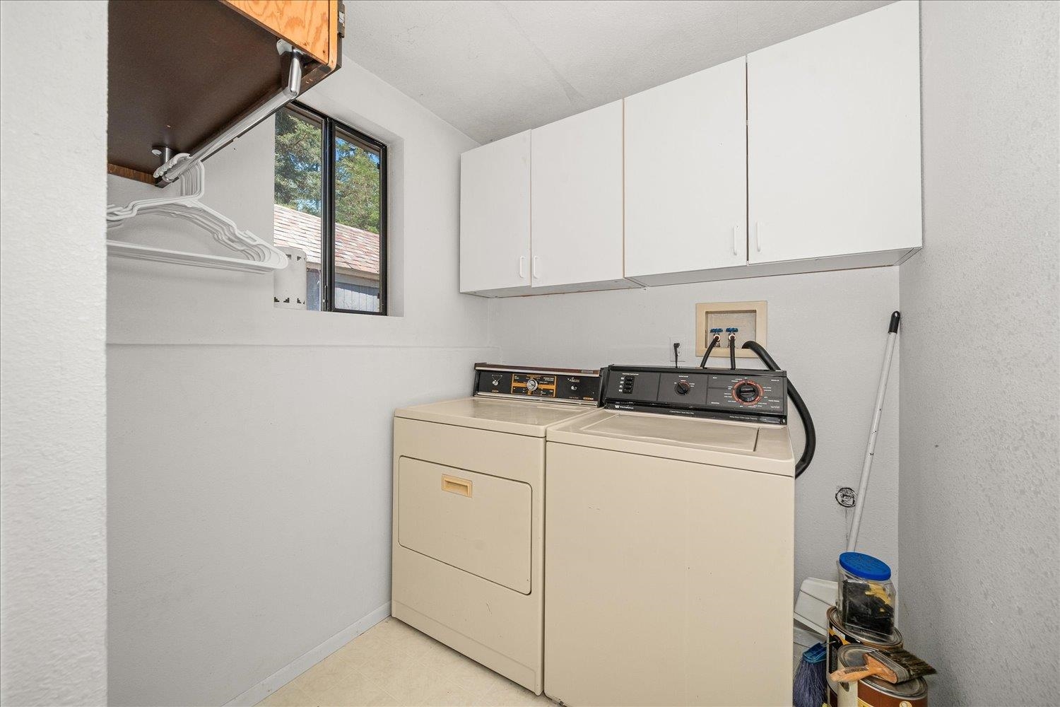 12512 N East Newman Lake Dr - Photo 33