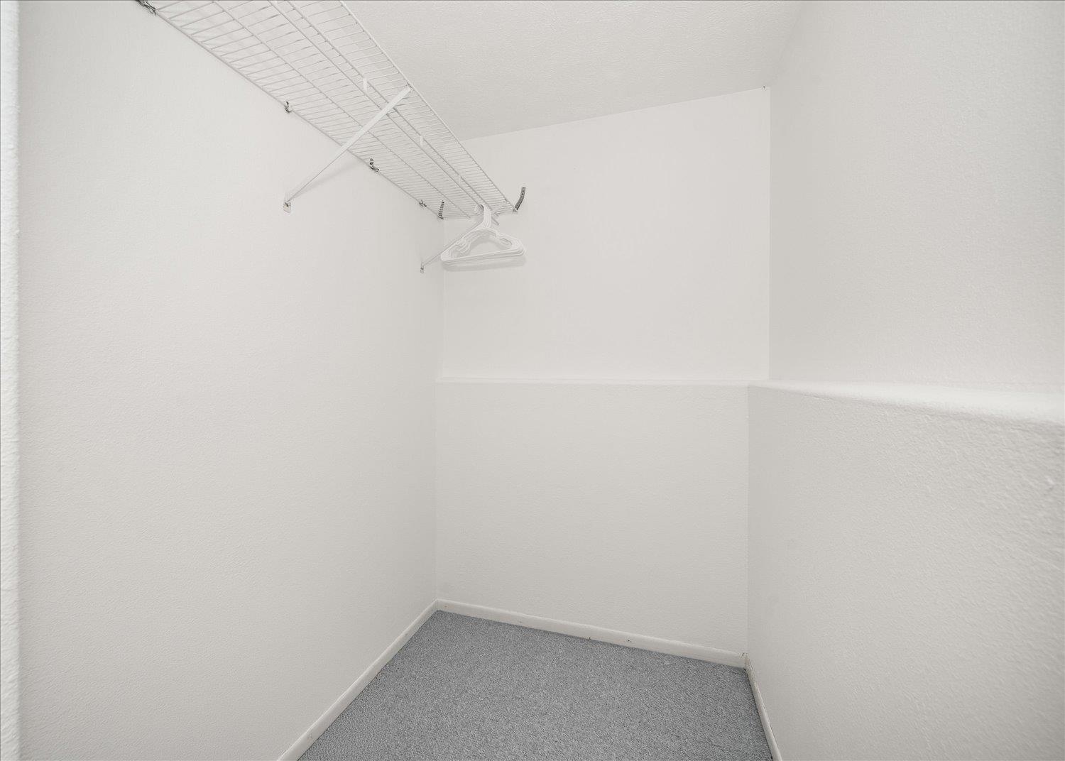 12512 N East Newman Lake Dr - Photo 34
