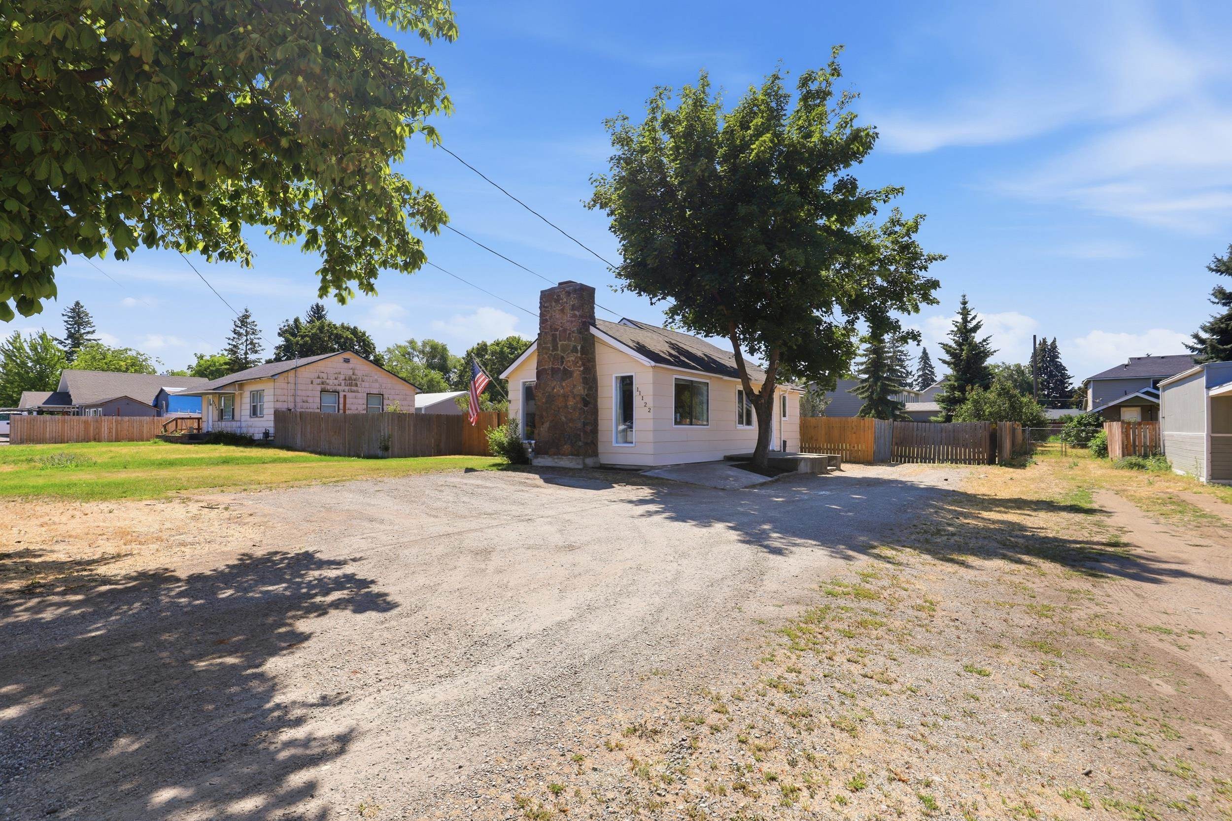 11122 E Broadway Ave - Photo 4