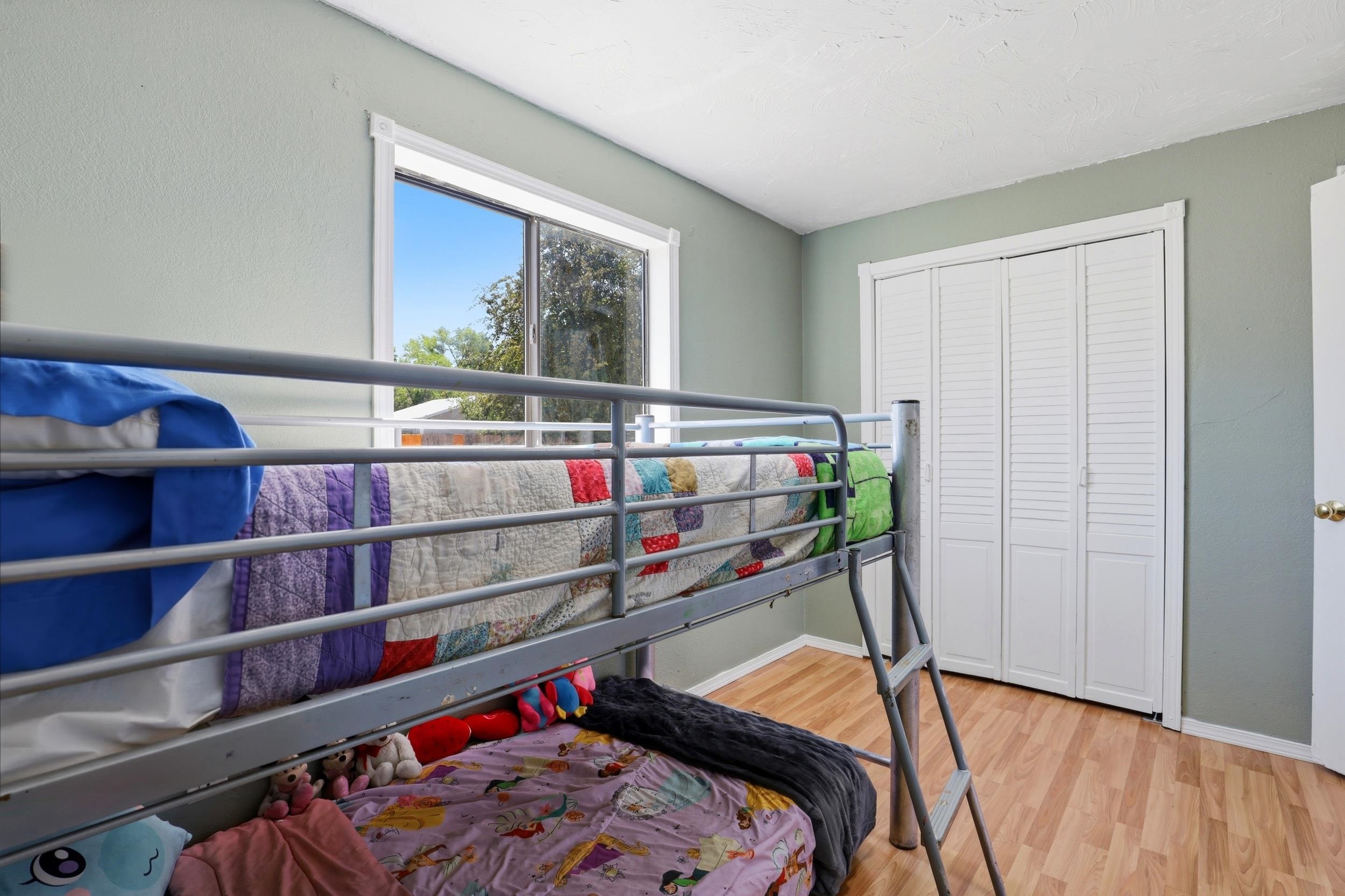 11122 E Broadway Ave - Photo 13