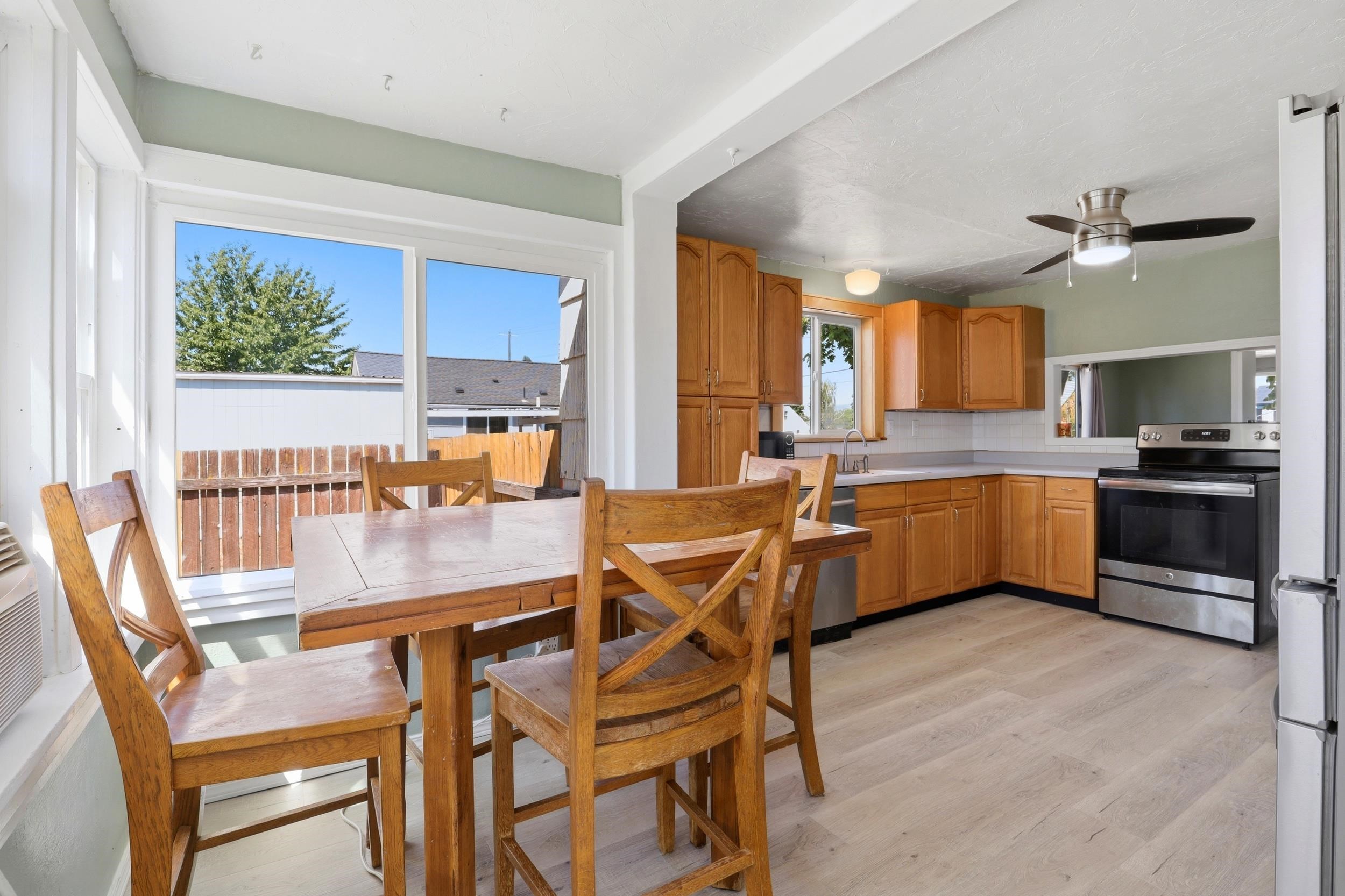 11122 E Broadway Ave - Photo 17