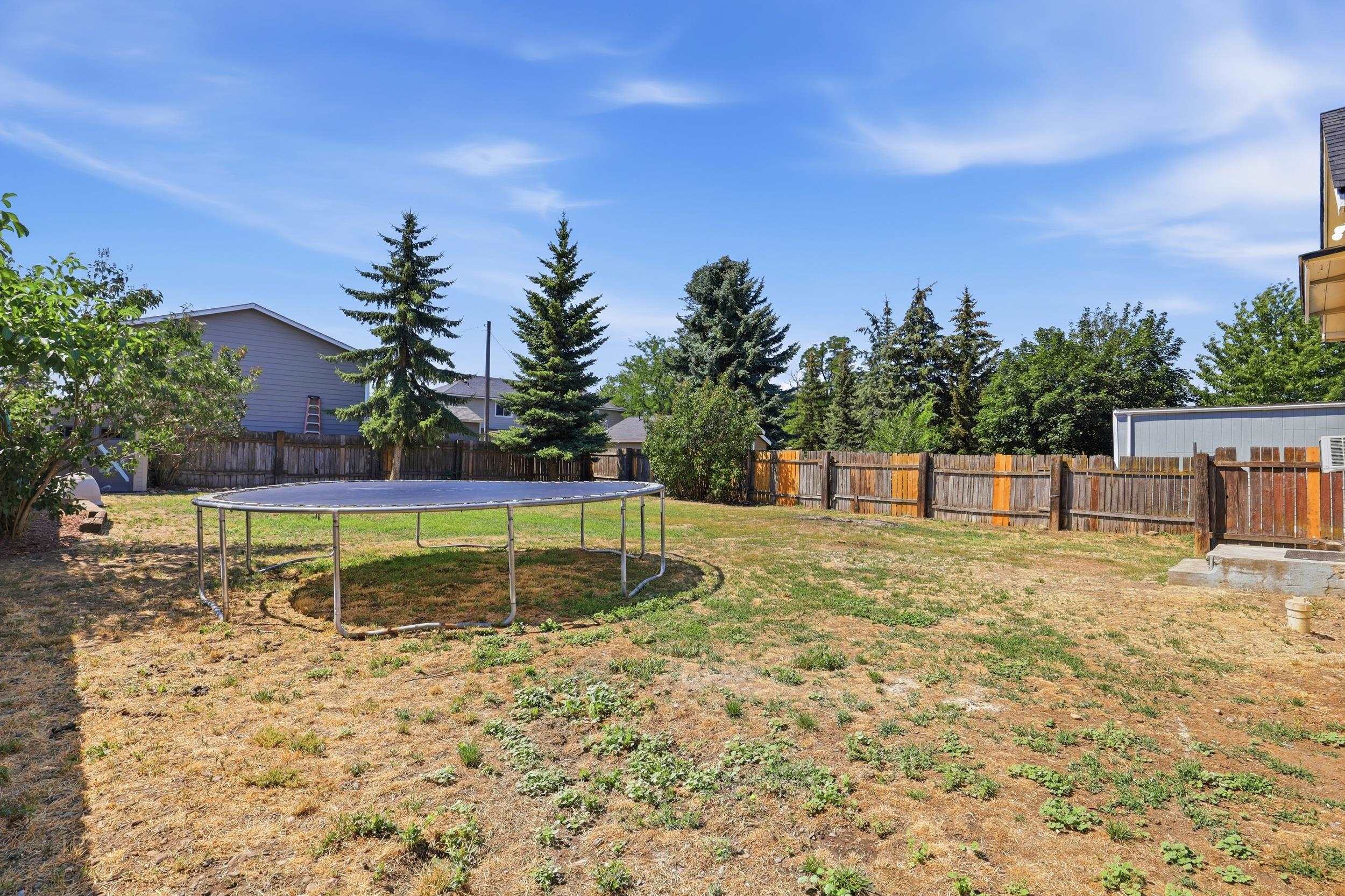 11122 E Broadway Ave - Photo 27