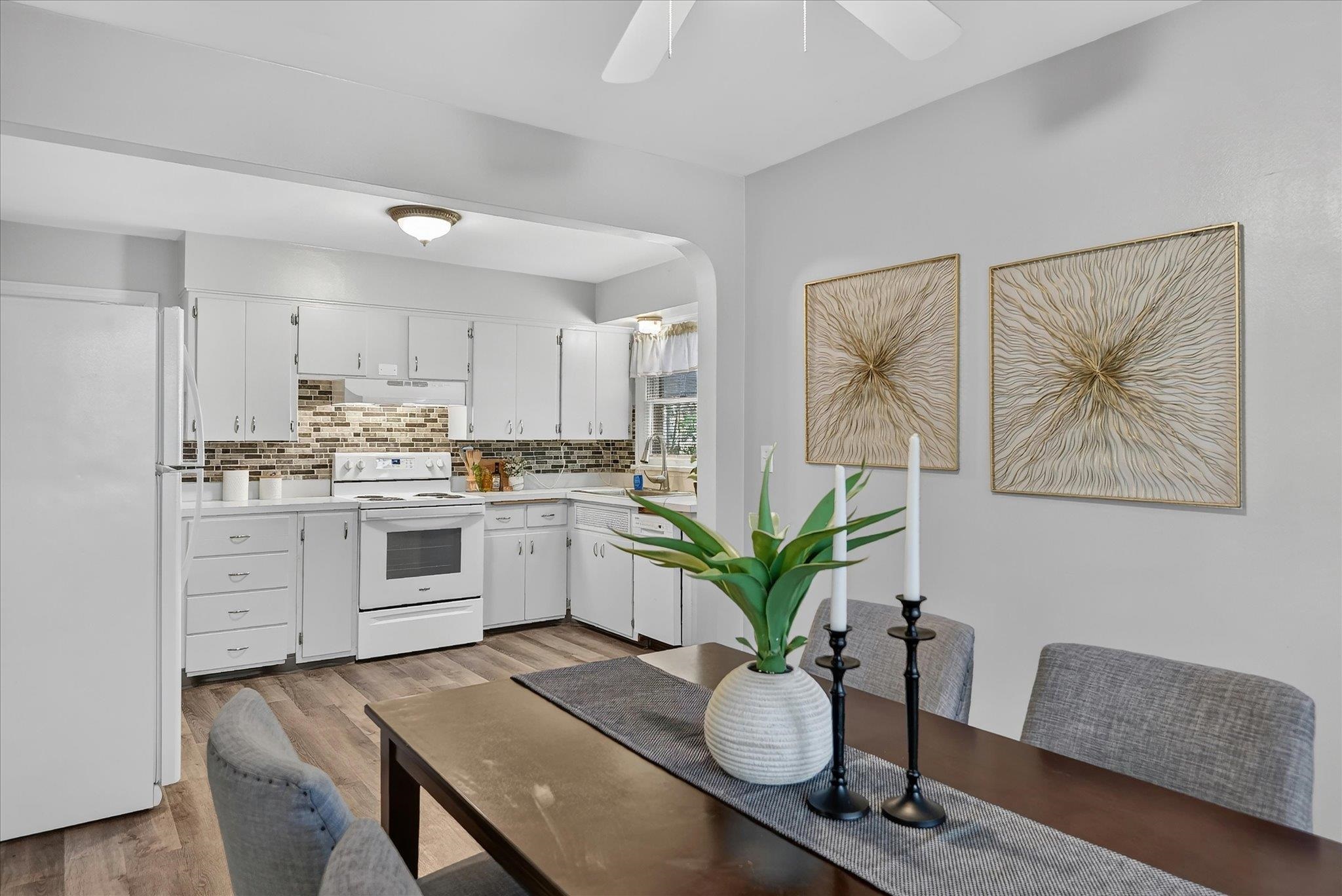 2910 N East Oval St - Photo 8