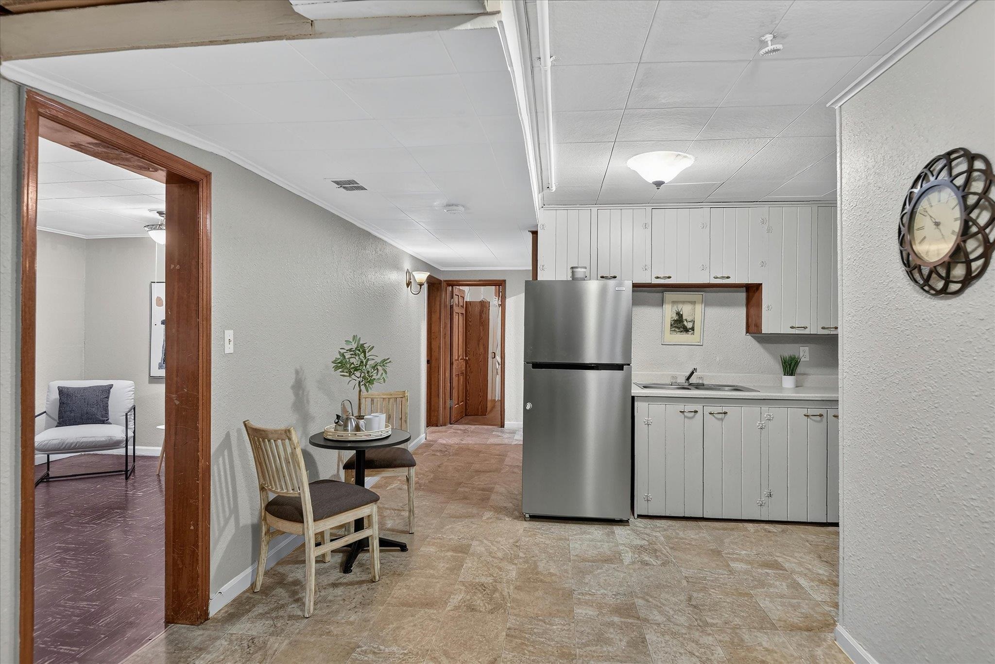 2910 N East Oval St - Photo 15