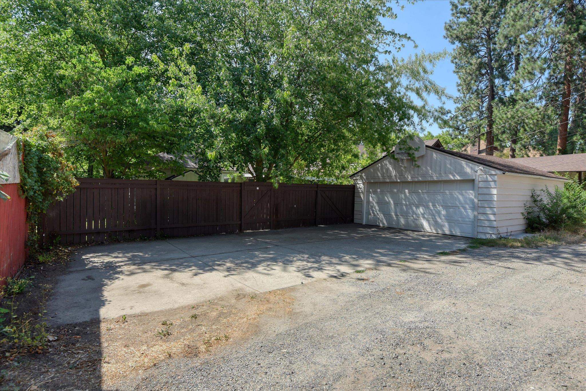 2910 N East Oval St - Photo 26