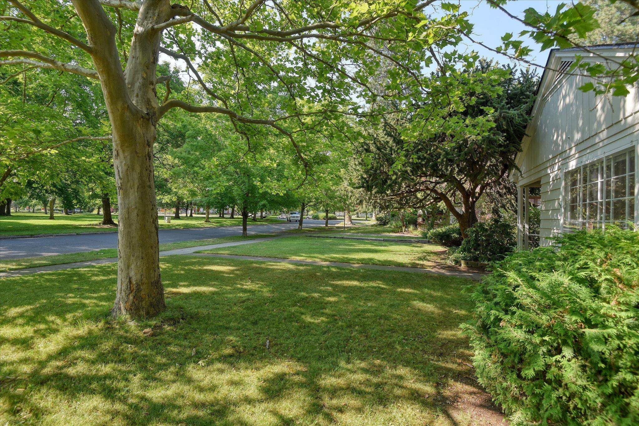 2910 N East Oval St - Photo 29