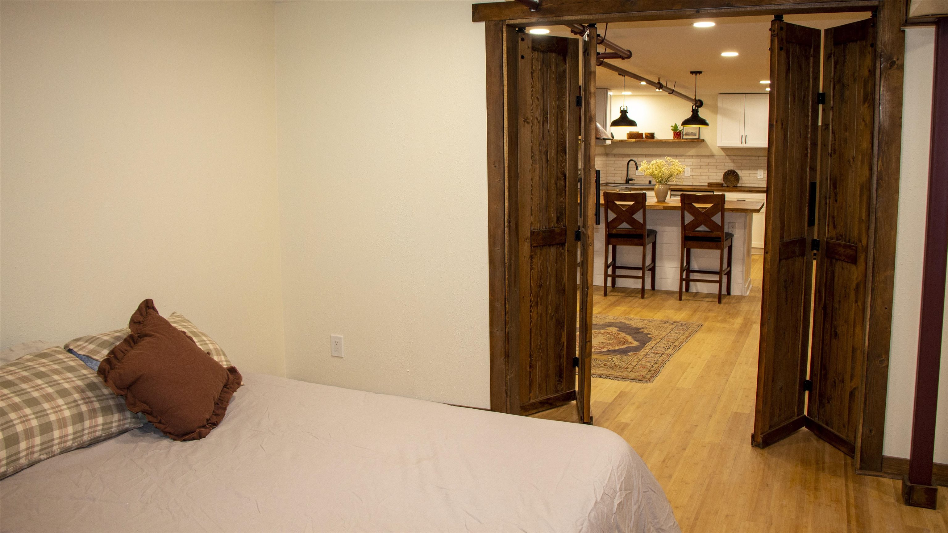 423 W 1st Ave - Photo 10