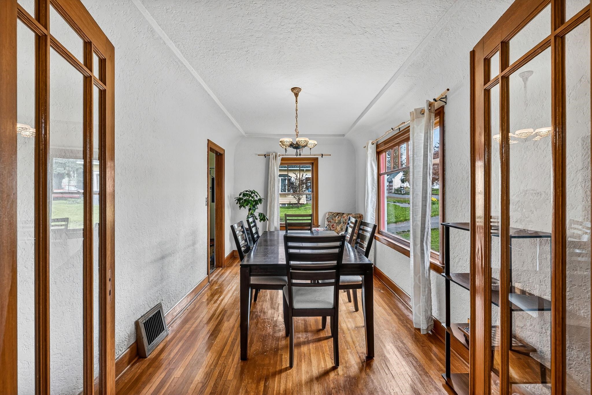 401 S Crosby St - Photo 7