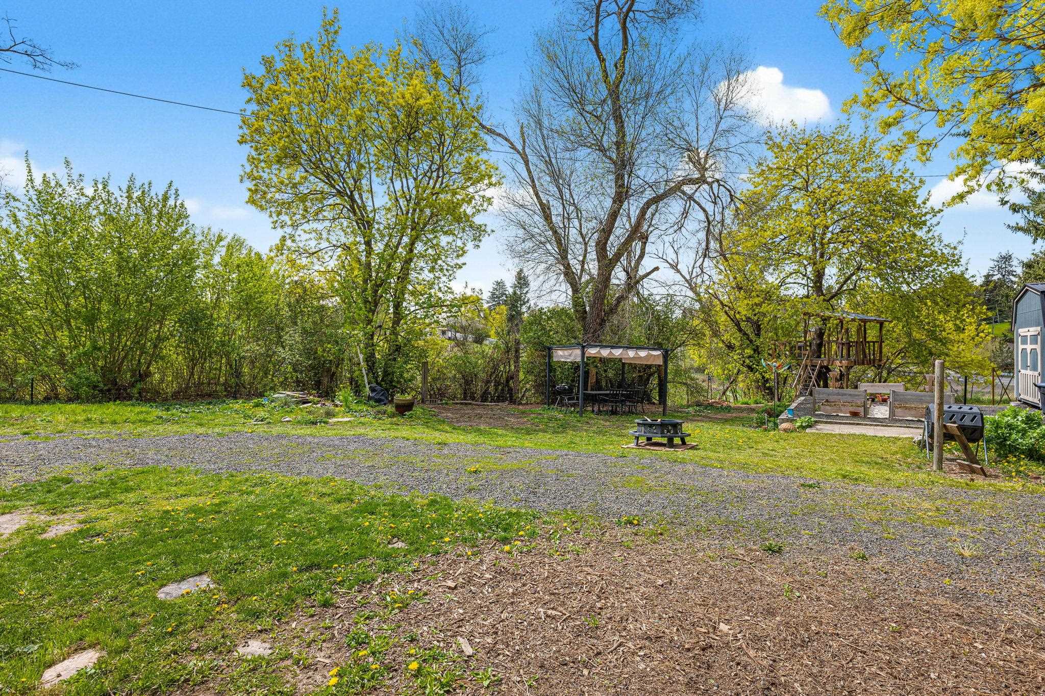 401 S Crosby St - Photo 37