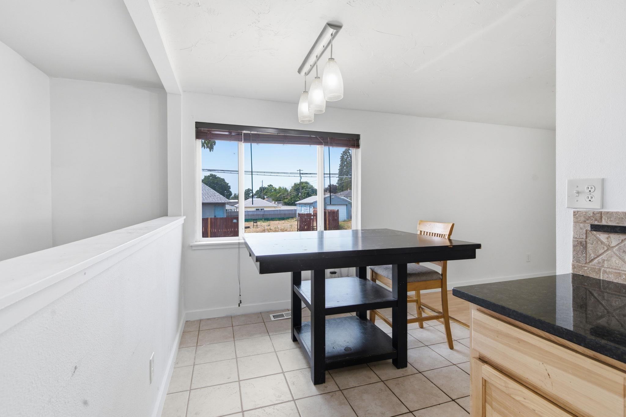 1404 E Gordon Ct - Photo 12