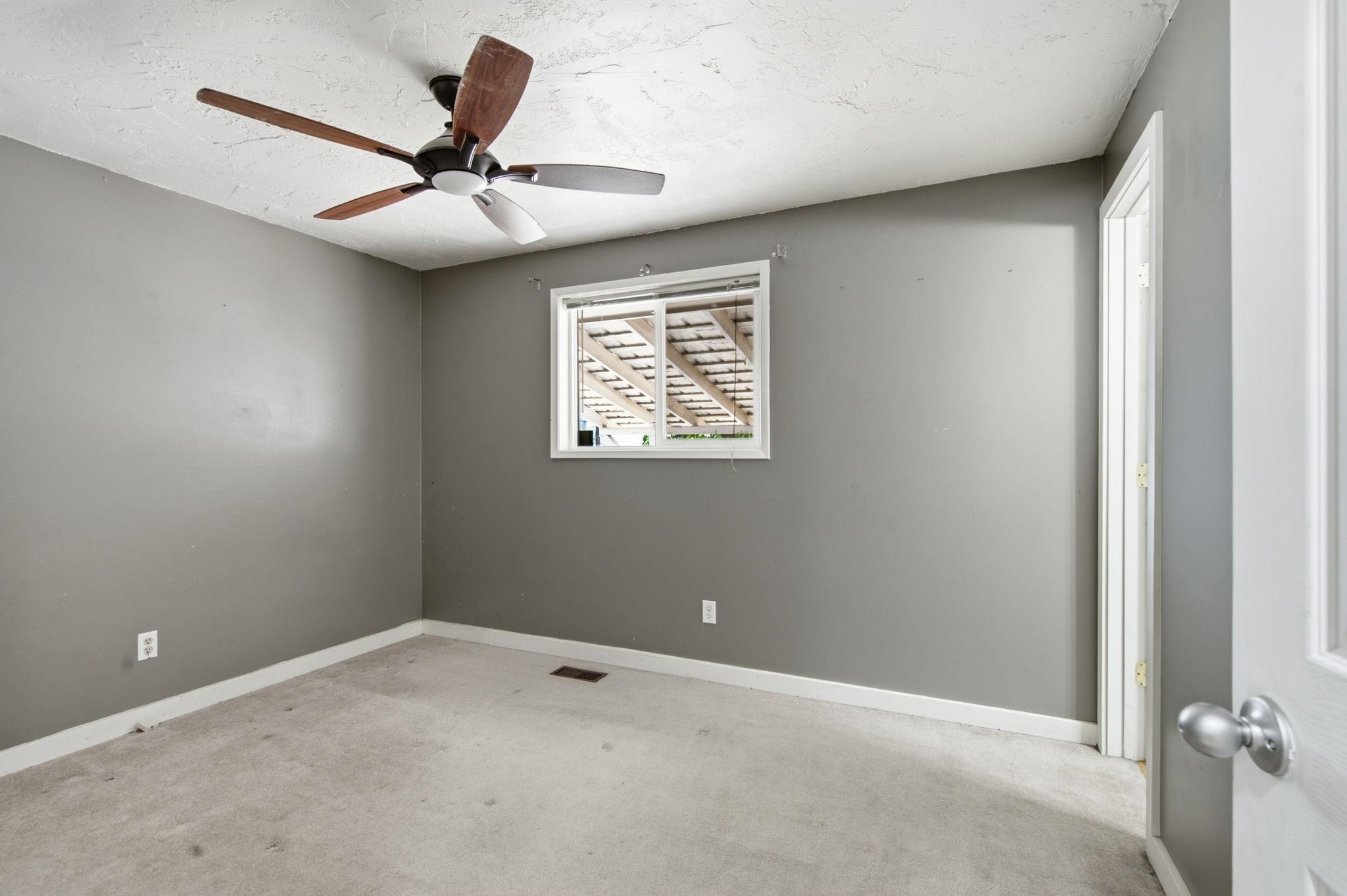 1404 E Gordon Ct - Photo 19