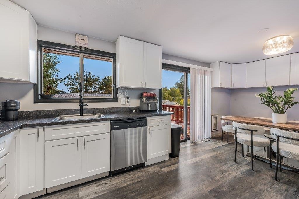 3219 E 19TH Ave - Photo 20