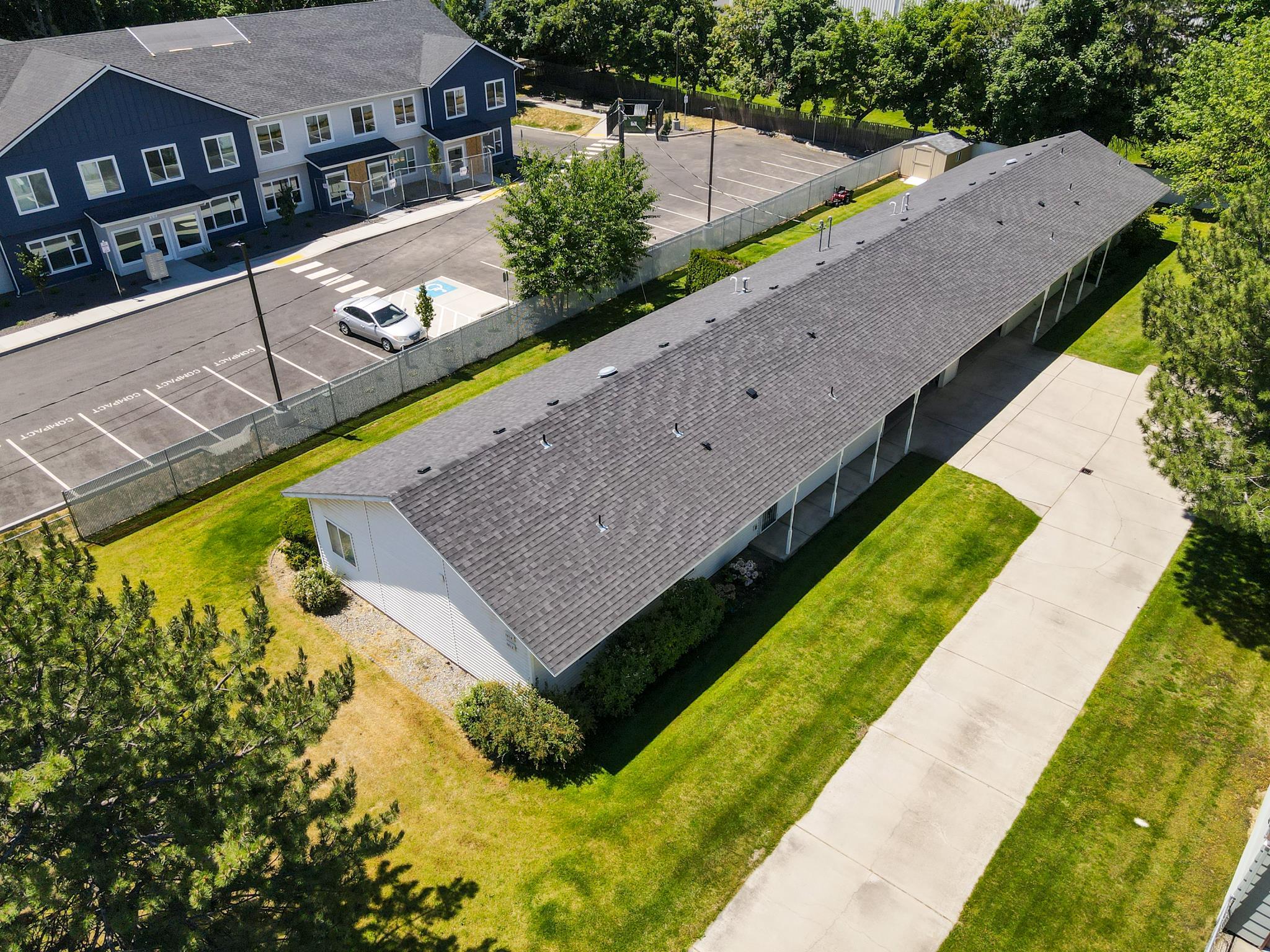 1010 S Houk Rd - Photo 3