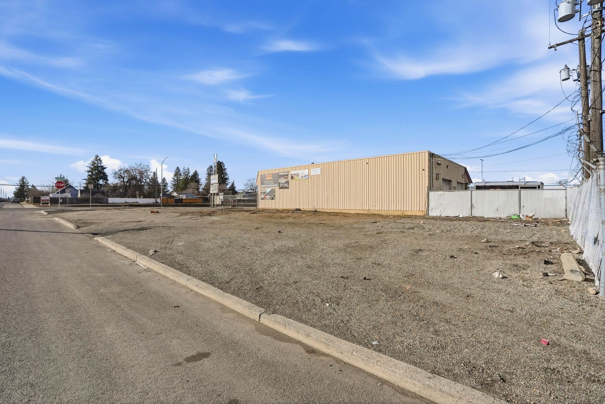 1327 E Francis Ave - Photo 6