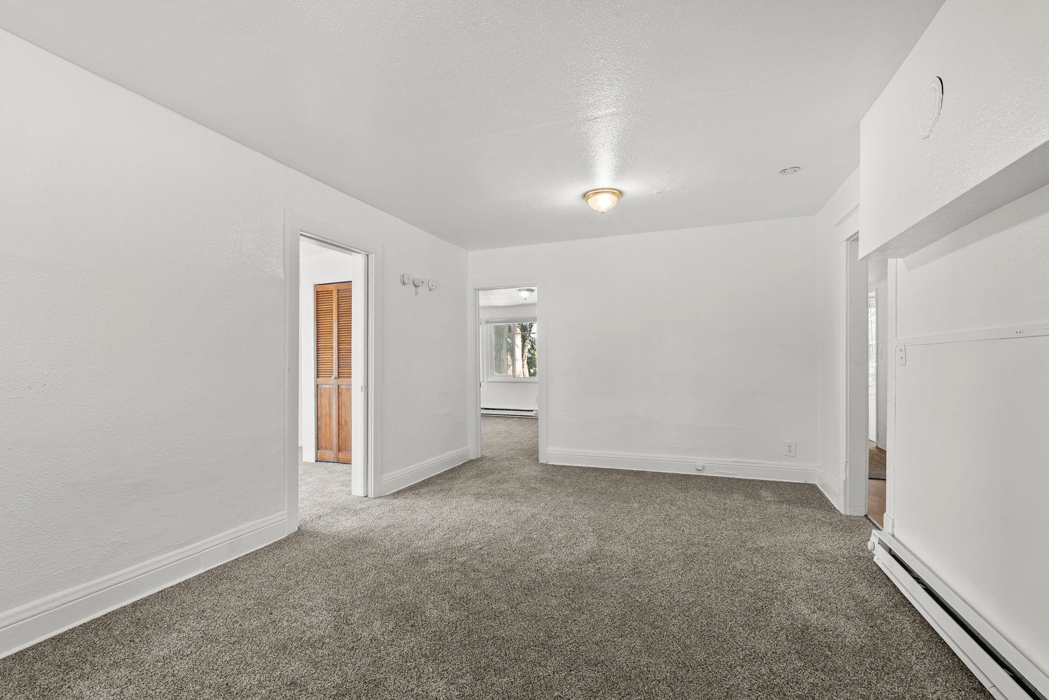 1701 E Desmet Ave - Photo 4
