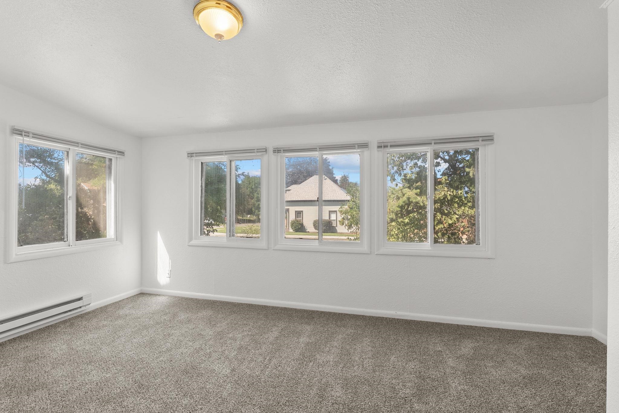 1701 E Desmet Ave - Photo 10