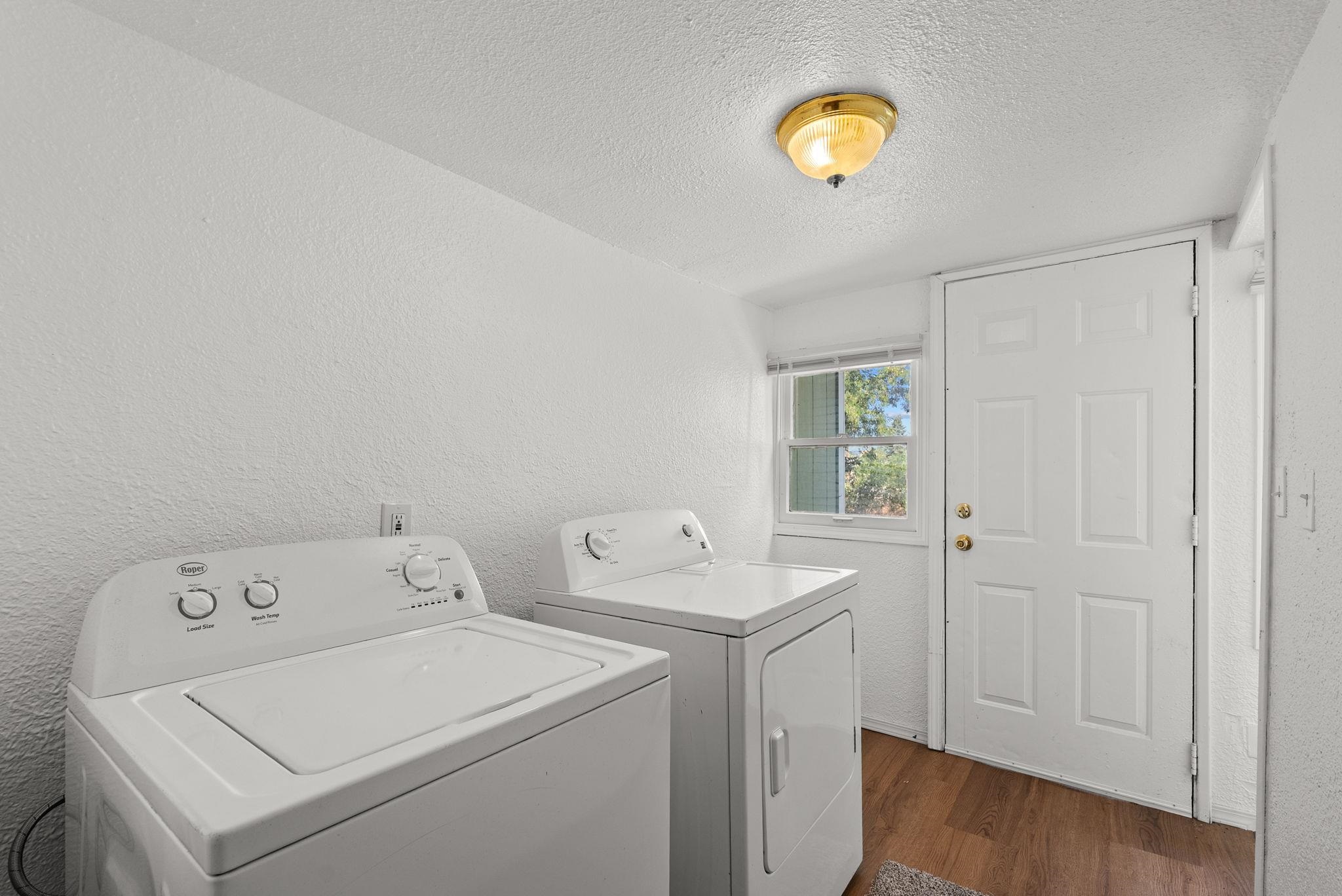 1701 E Desmet Ave - Photo 18
