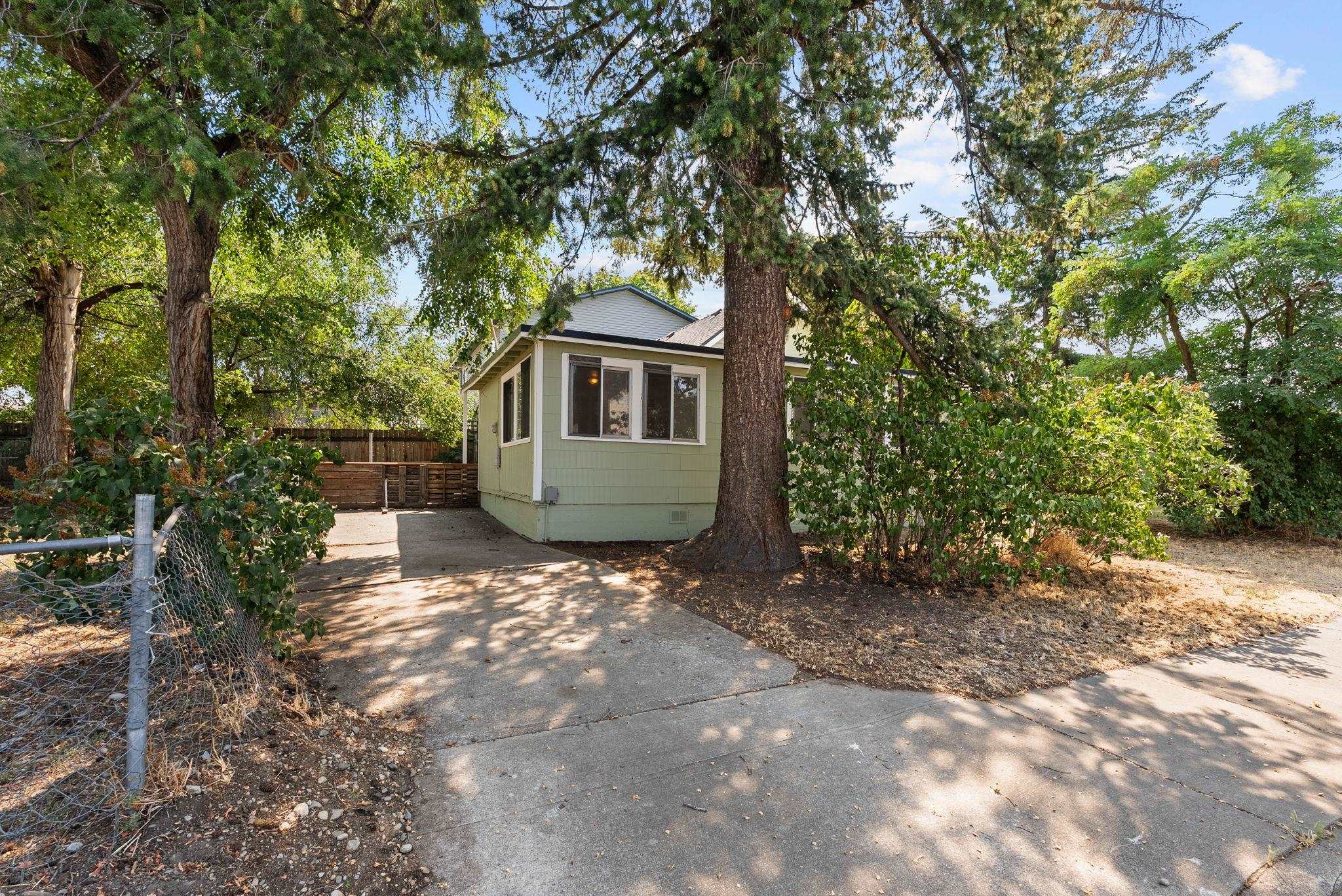 1701 E Desmet Ave - Photo 24
