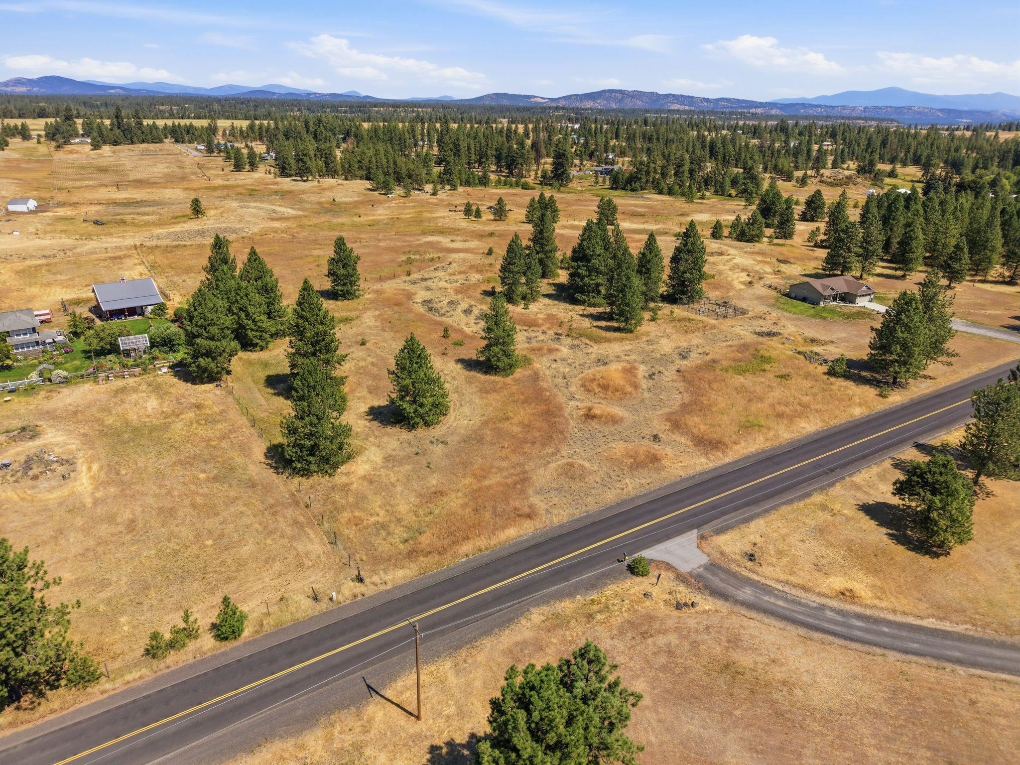 NKA W Tepee Rd - Photo 2
