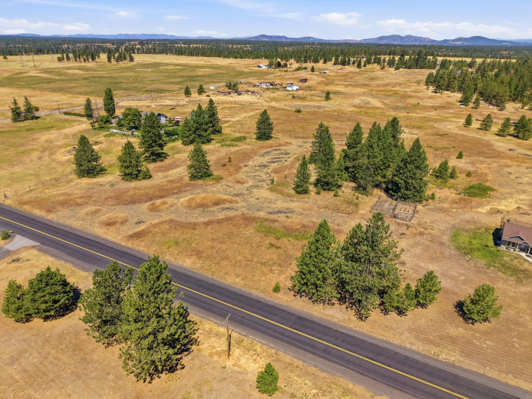 NKA W Tepee Rd - Photo 4