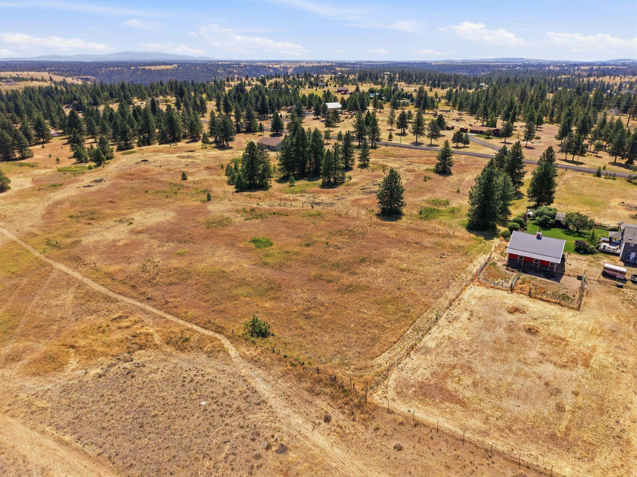 NKA W Tepee Rd - Photo 9