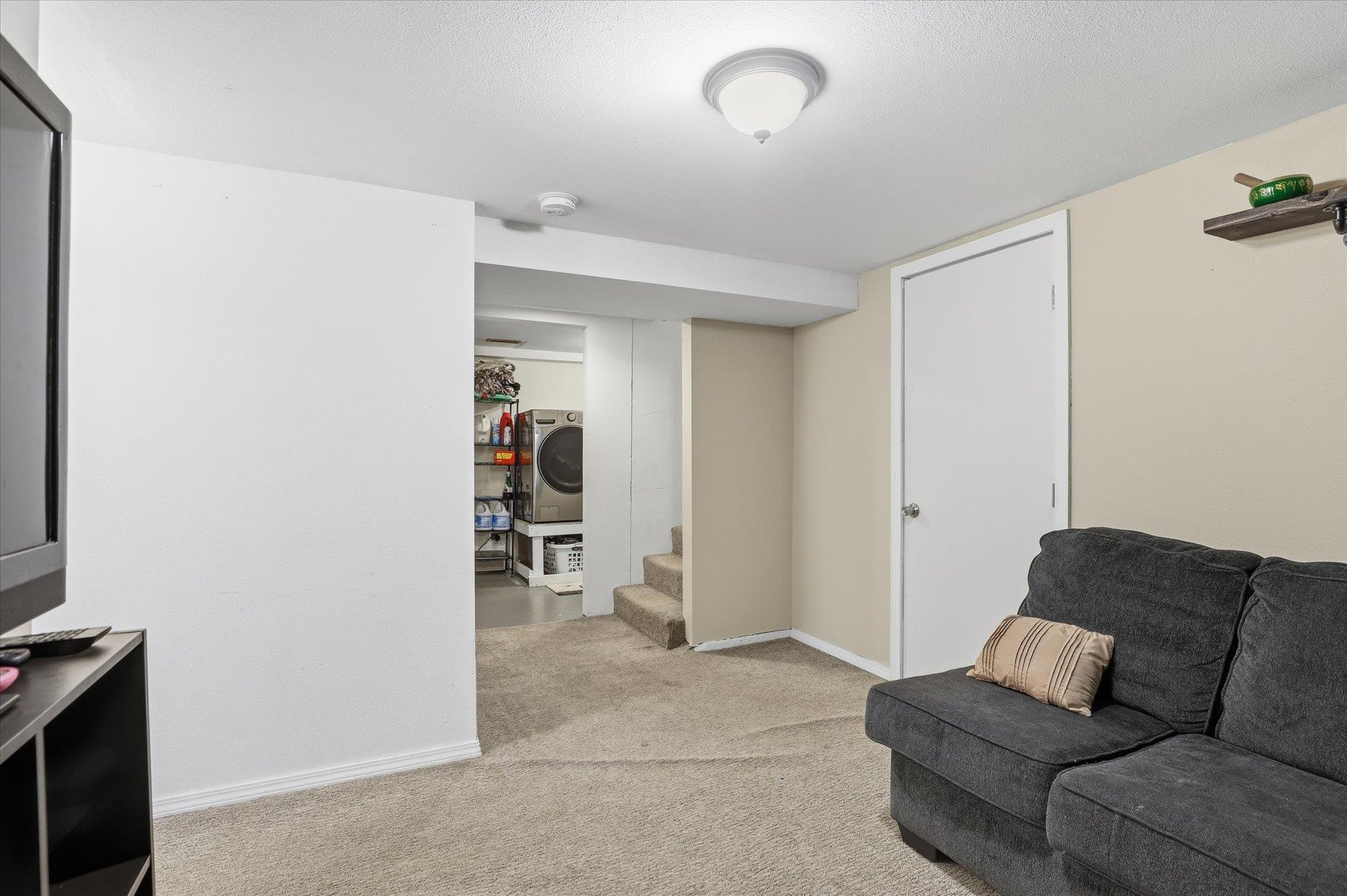 2824 E Marshall Ave - Photo 16