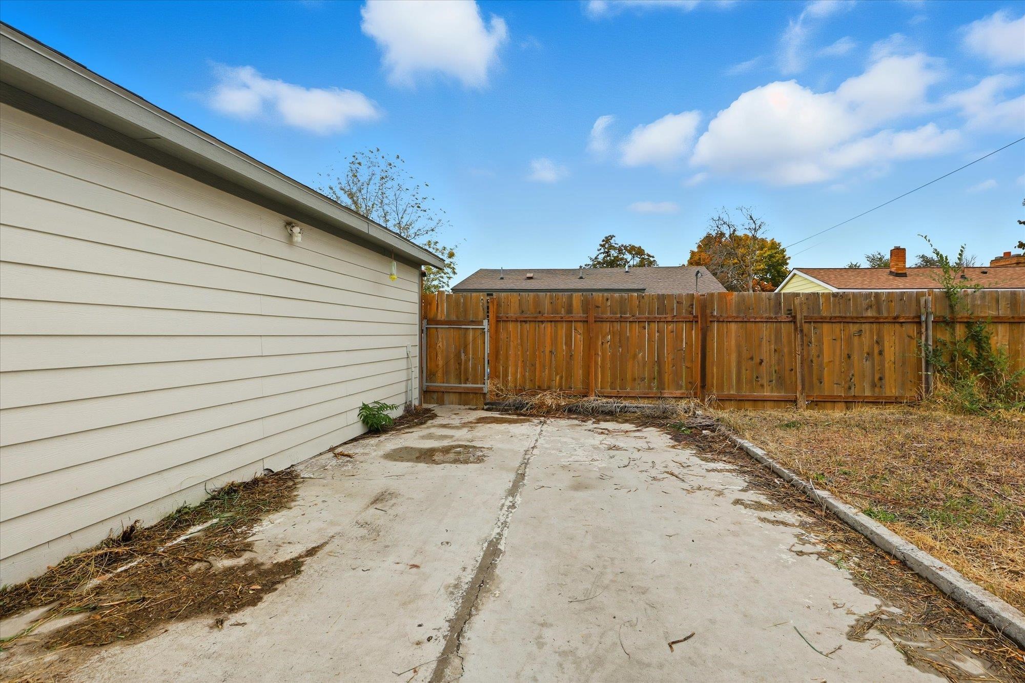 2824 E Marshall Ave - Photo 27