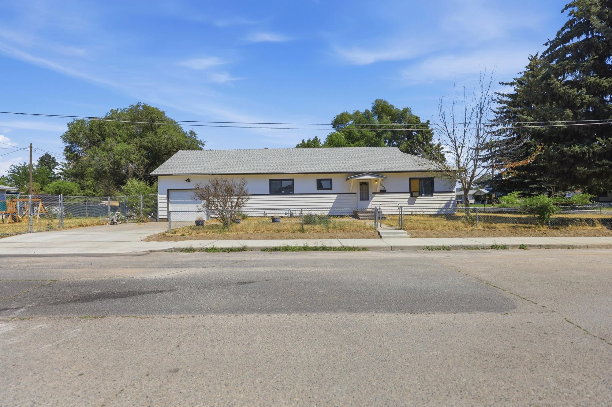 2803 E Central Ave - Photo 24