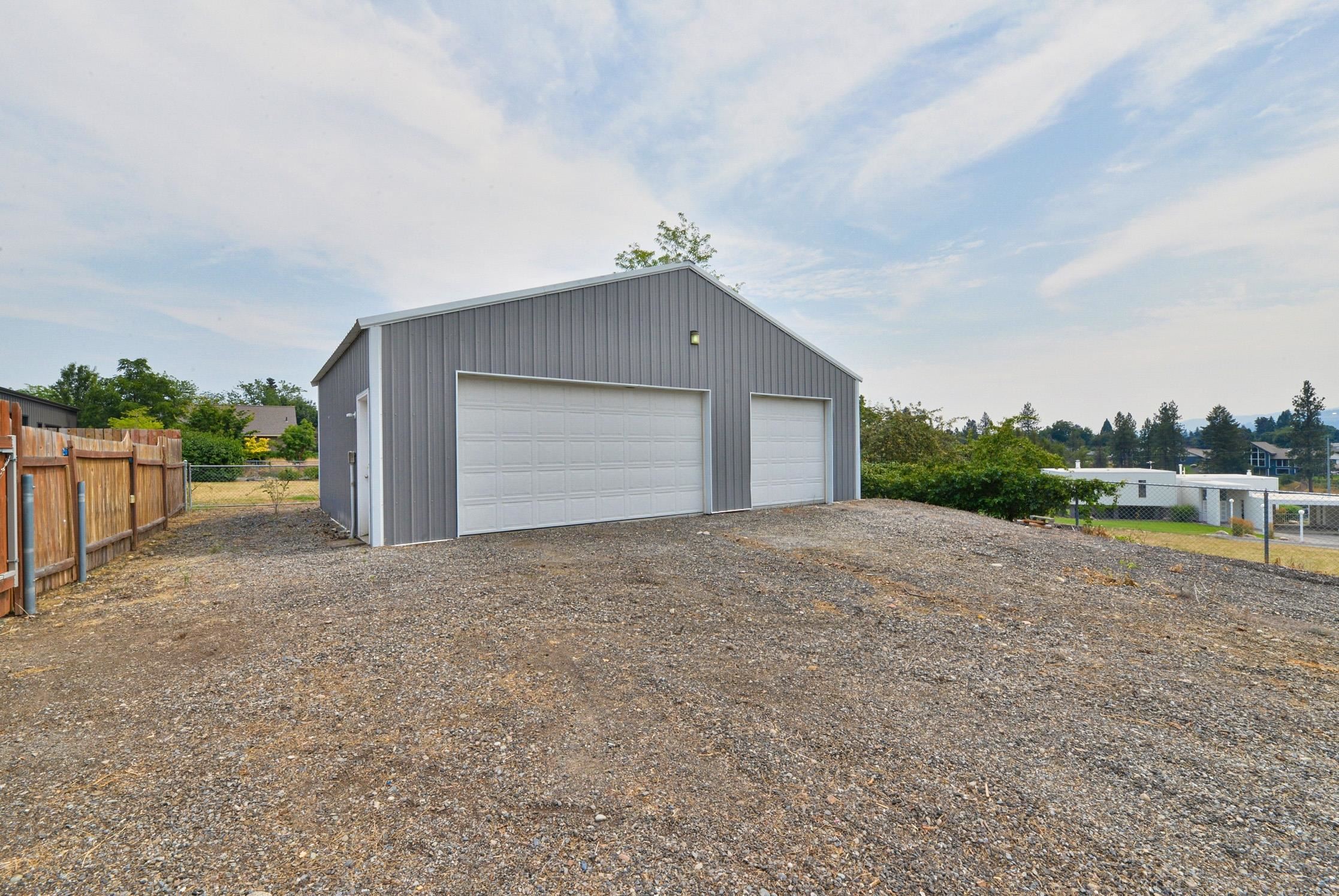 8302 E Maringo Dr - Photo 3