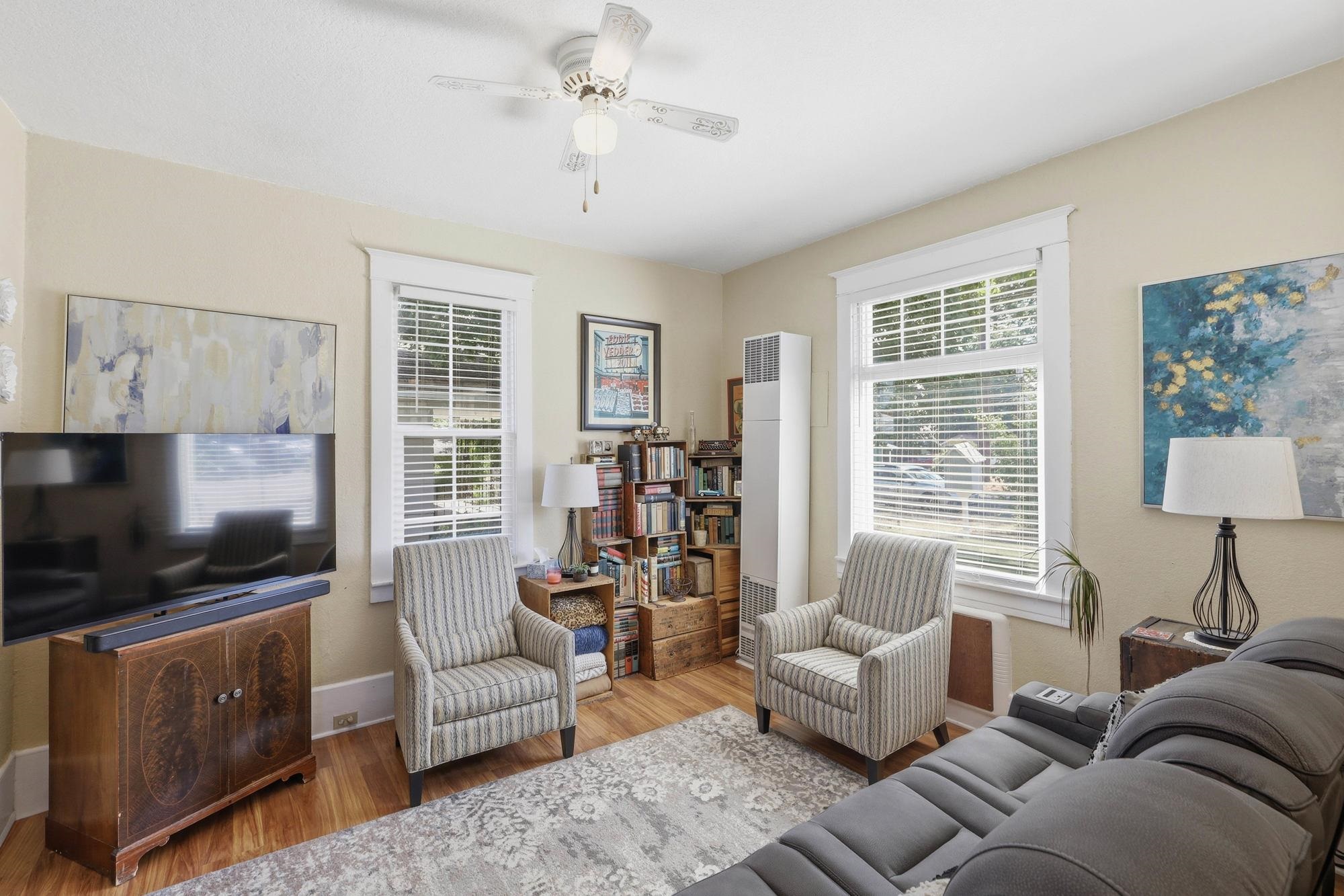 419 B St - Photo 5