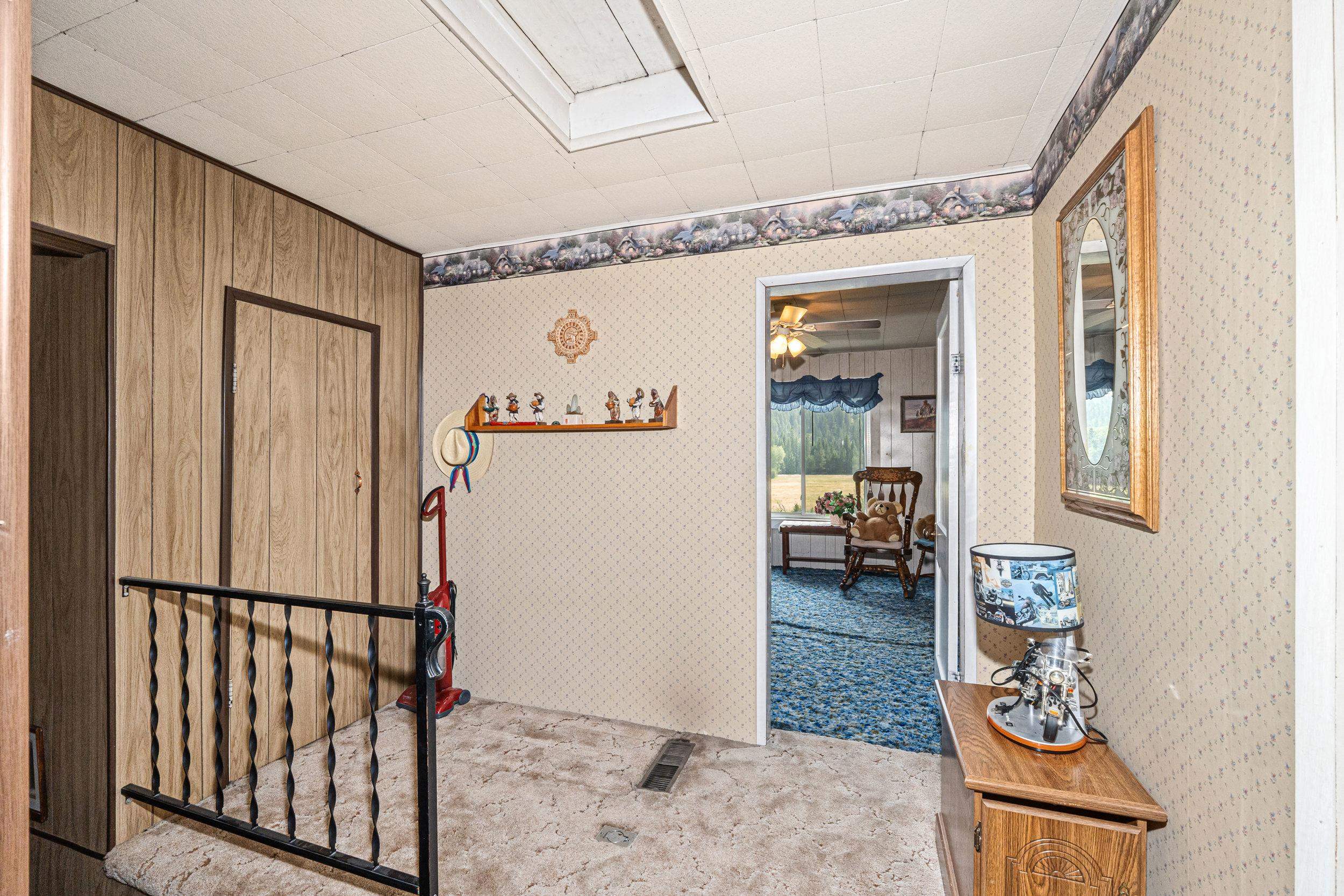 2228 Blue Creek Rd - Photo 18