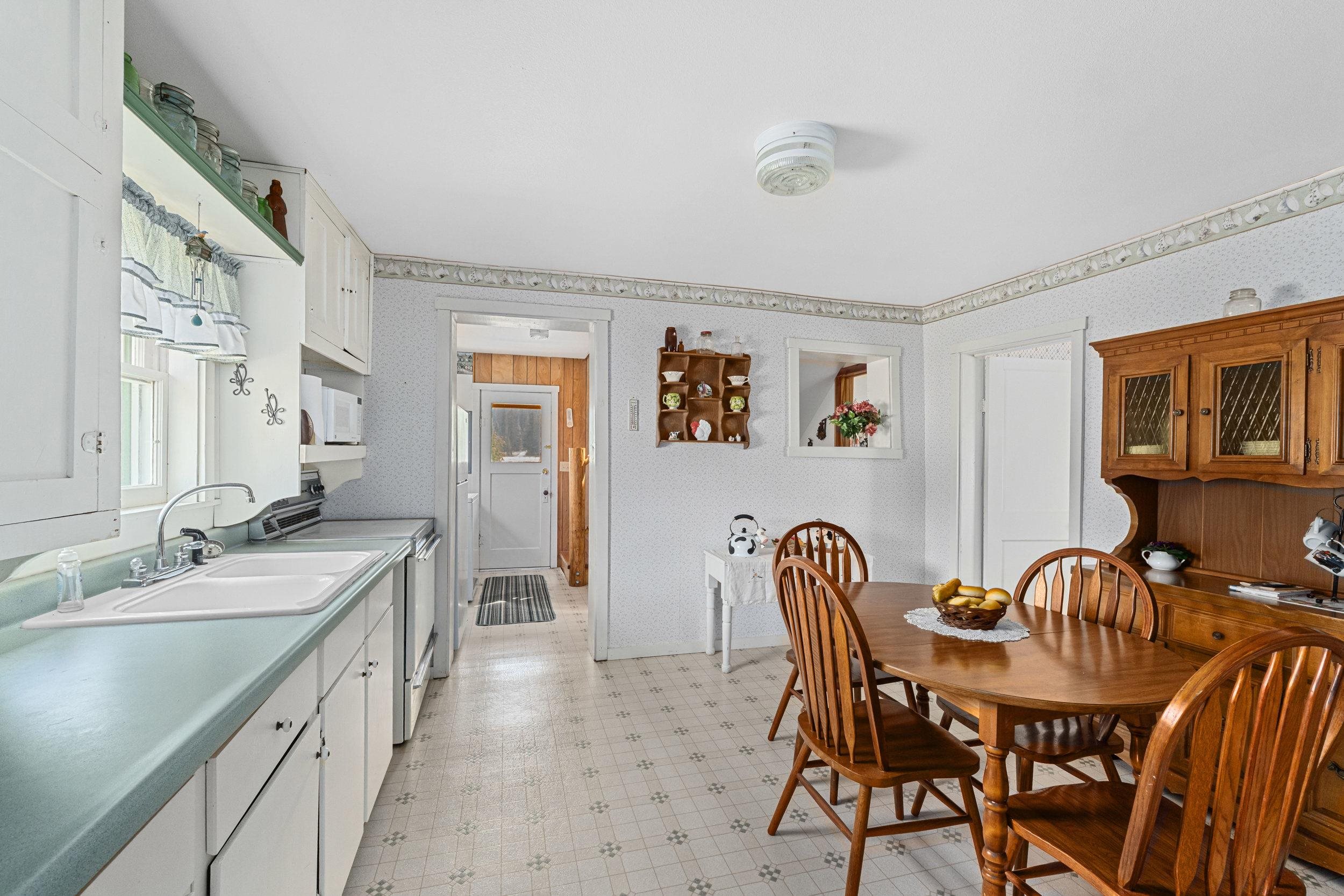 2228 Blue Creek Rd - Photo 38
