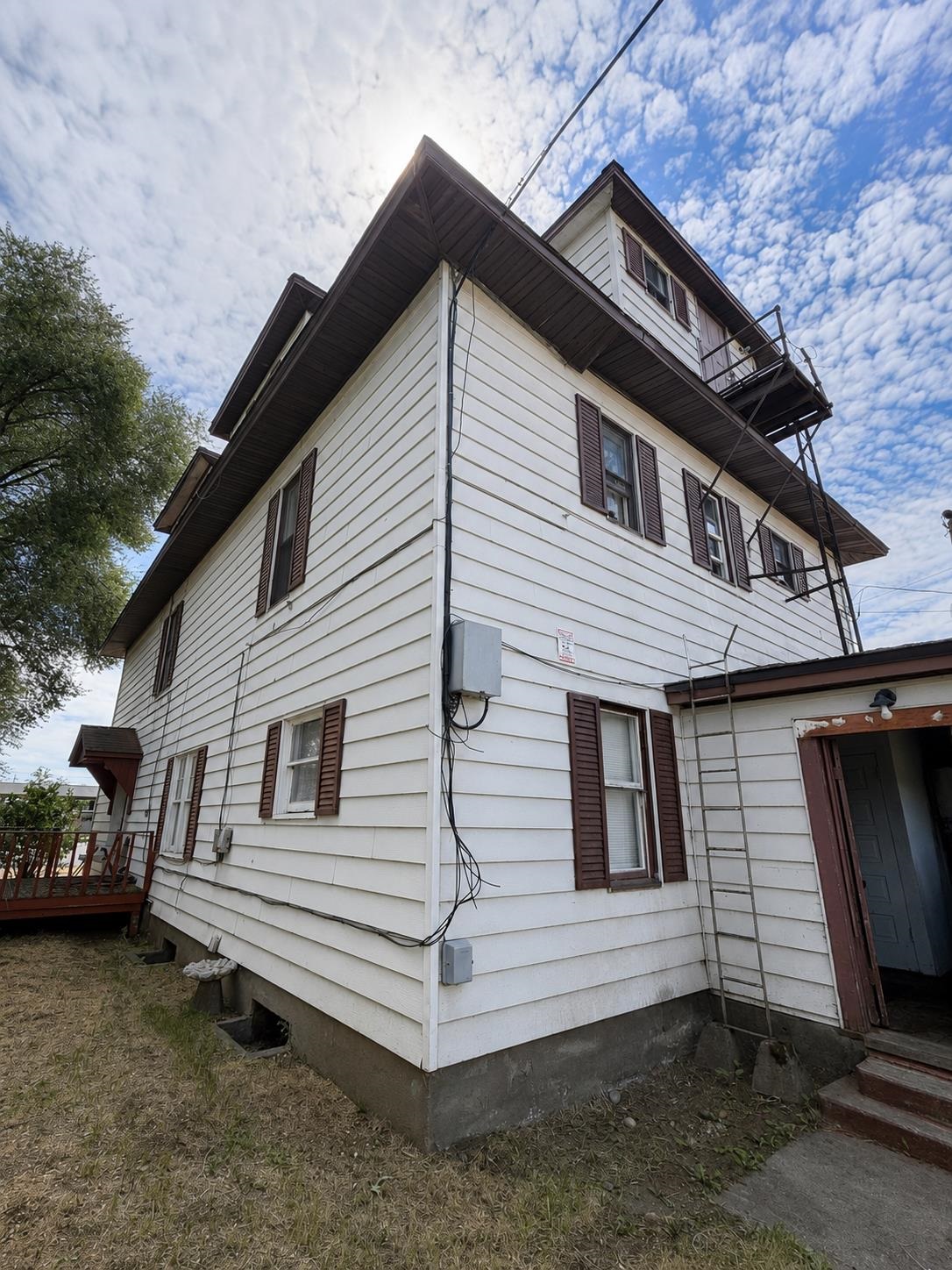 3011 E Queen Ave - Photo 3