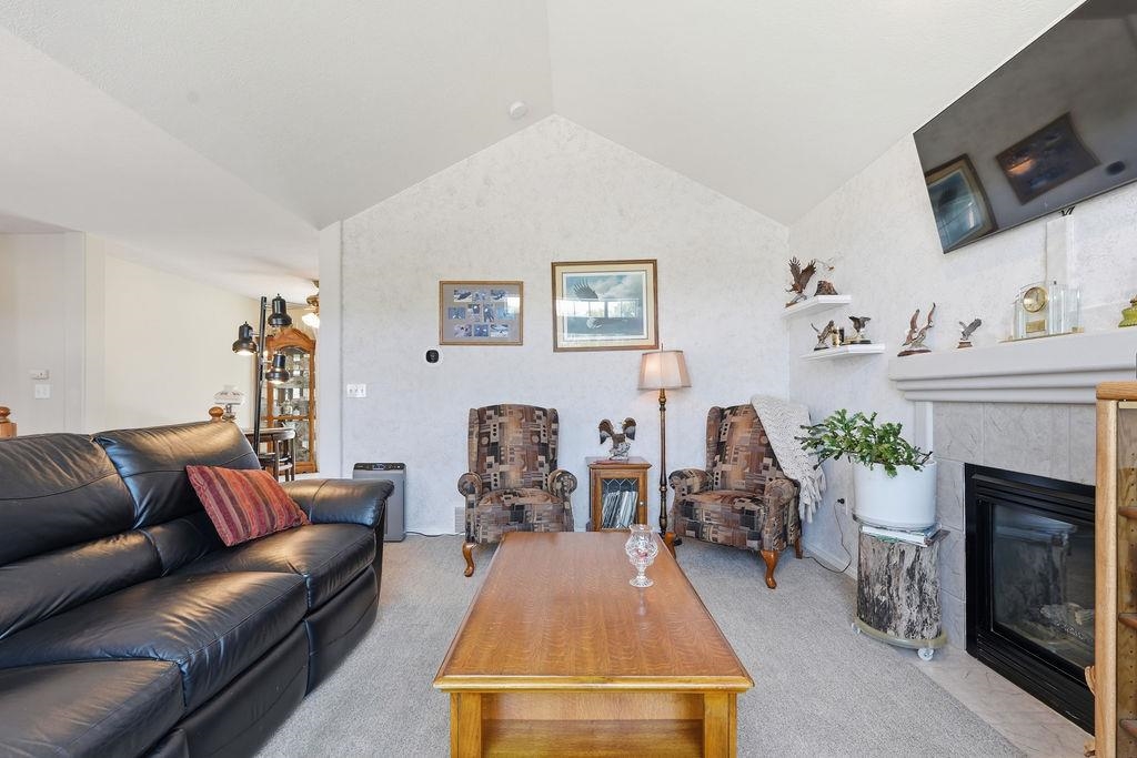 8808 N Maple St - Photo 12