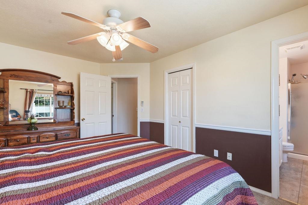 8808 N Maple St - Photo 23