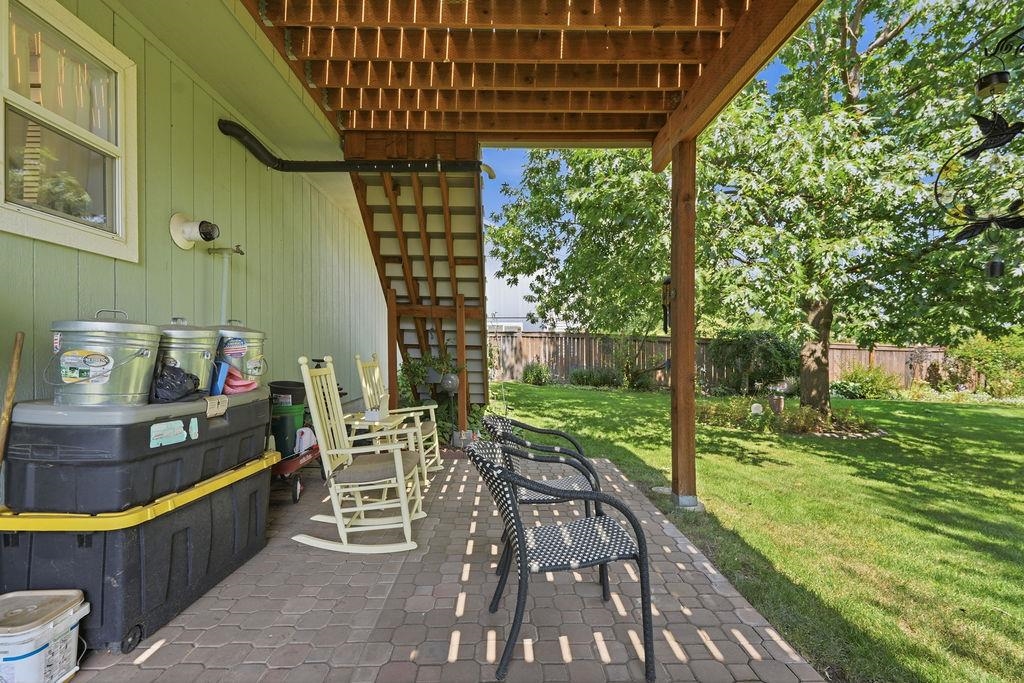 8808 N Maple St - Photo 40