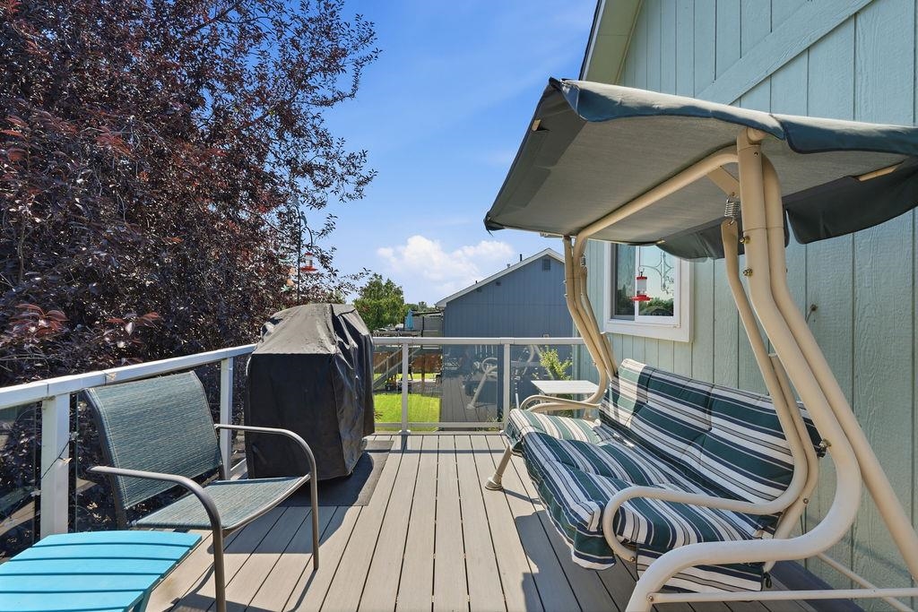 8808 N Maple St - Photo 32
