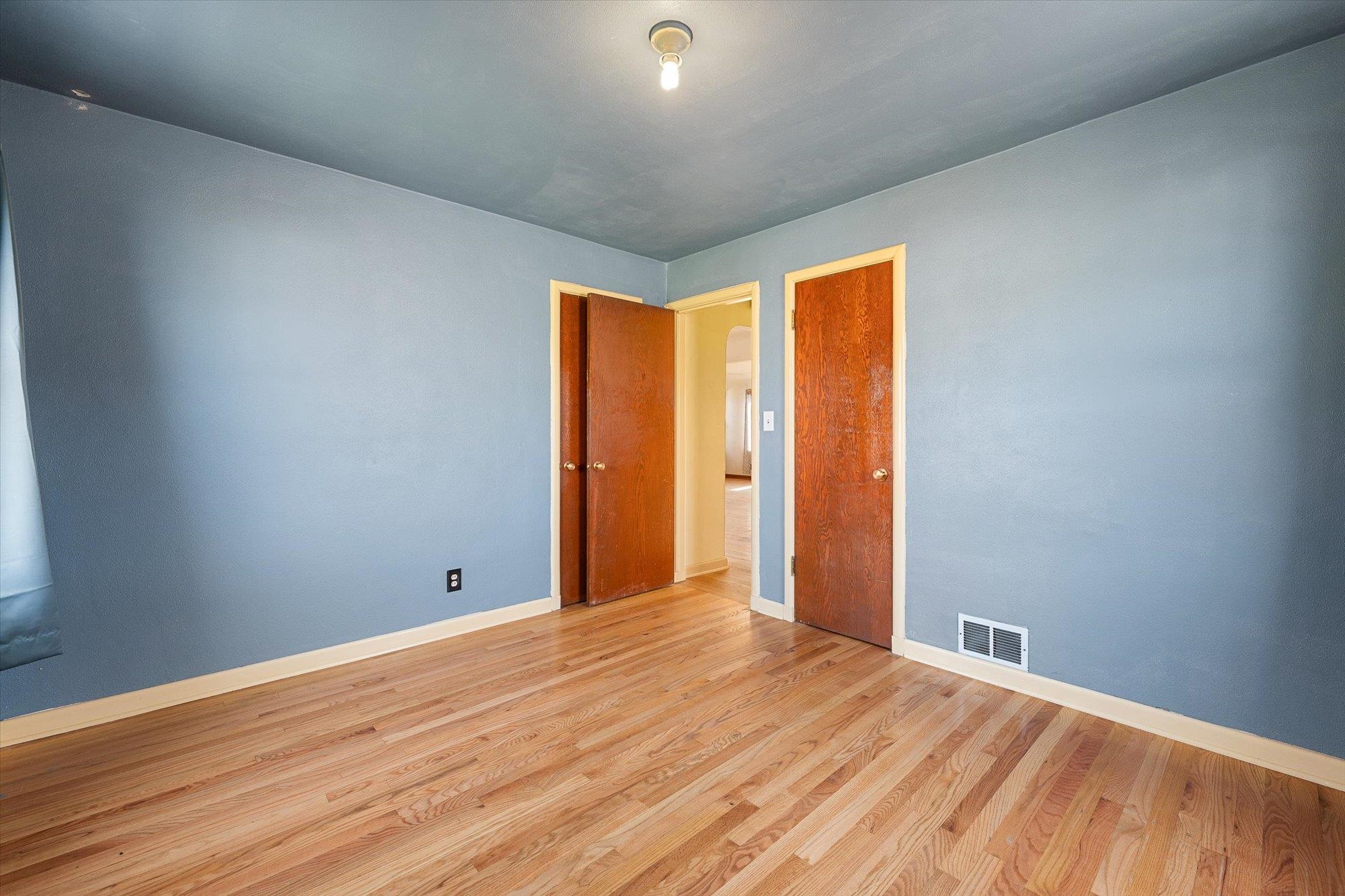 227 E Crown Ave - Photo 16