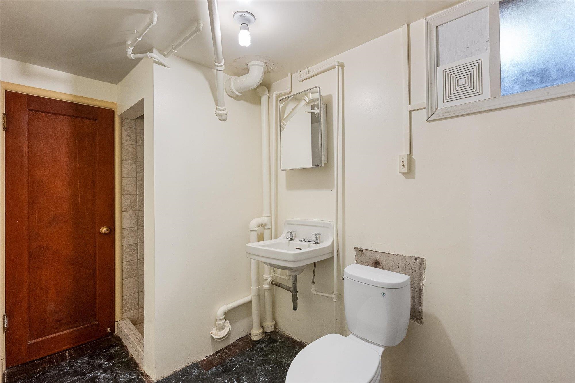 227 E Crown Ave - Photo 19