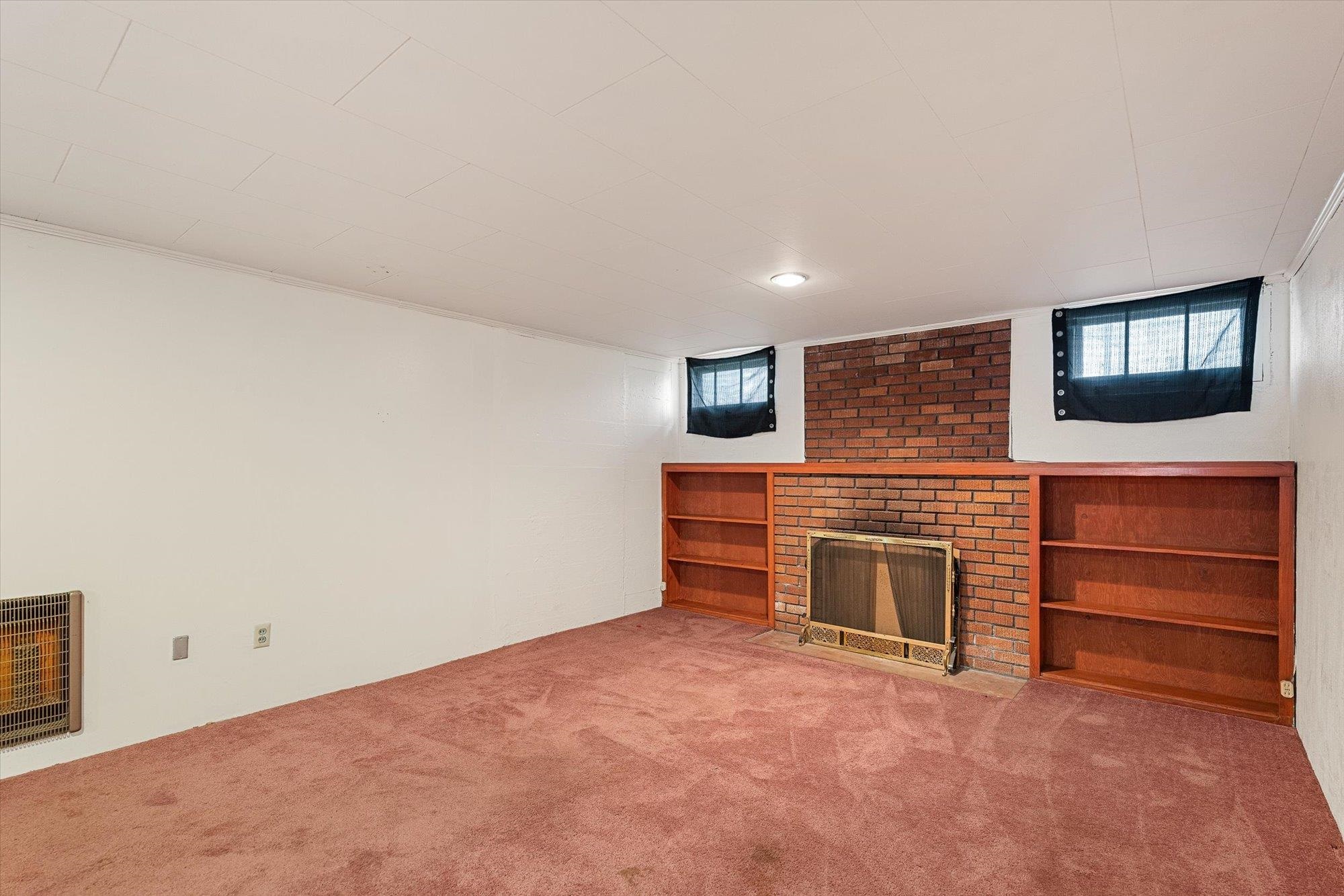 227 E Crown Ave - Photo 21