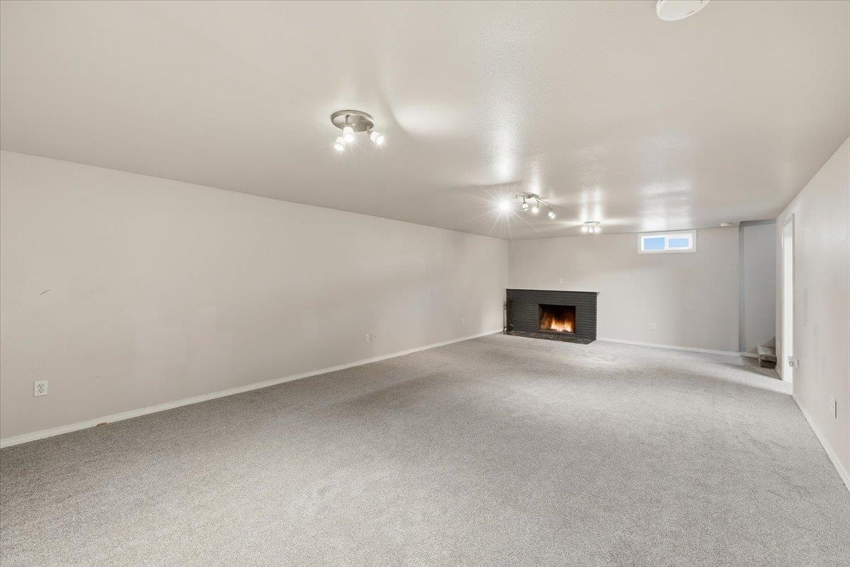 724 W Carolina Way - Photo 20