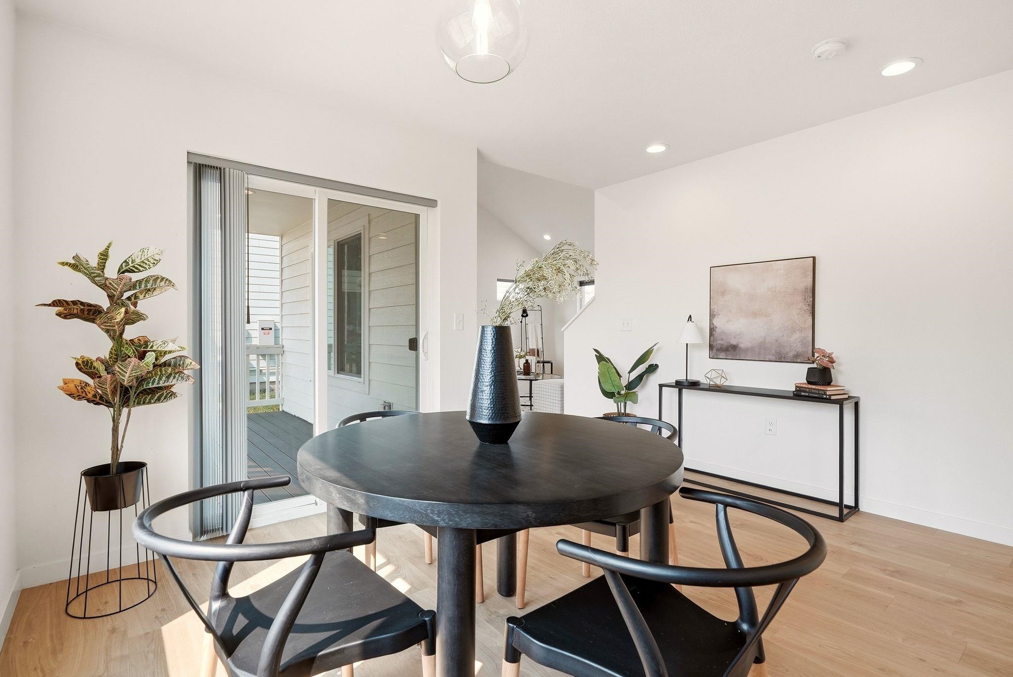 502 S LEFEVRE St - Photo 8