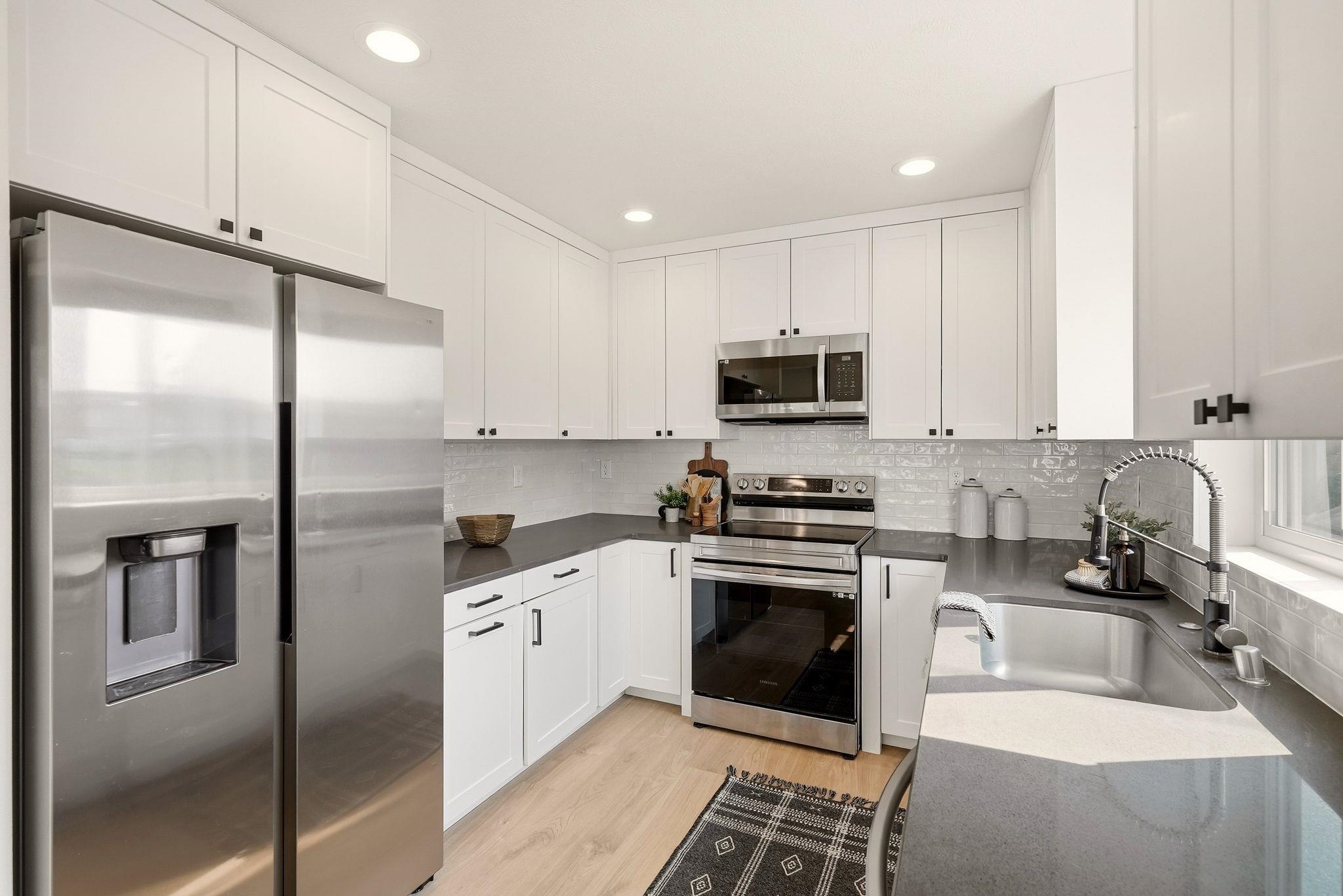 502 S LEFEVRE St - Photo 10