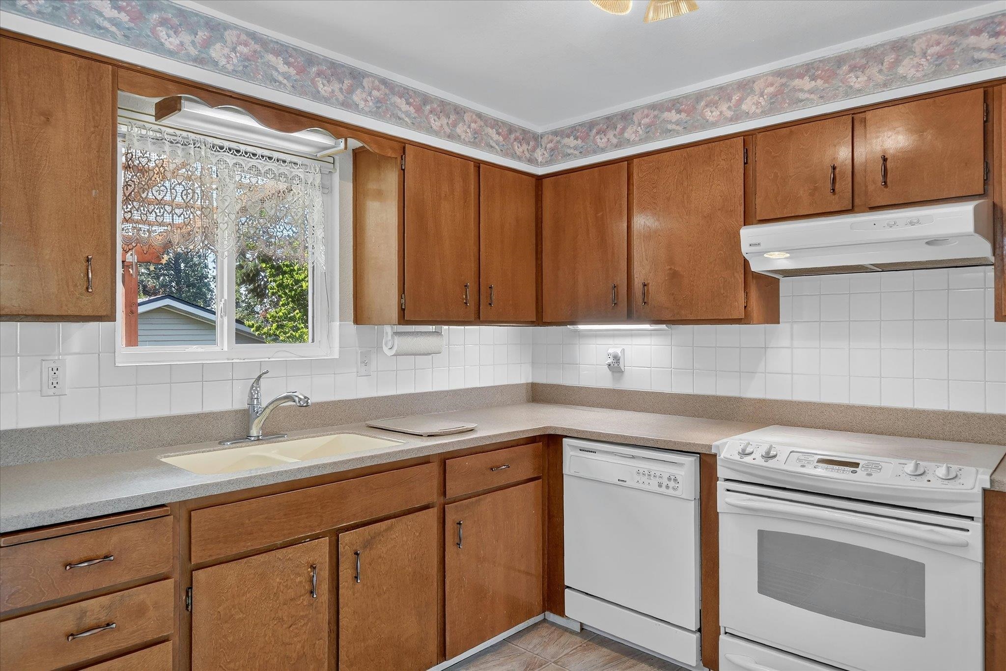 1006 S DICKEY St - Photo 16