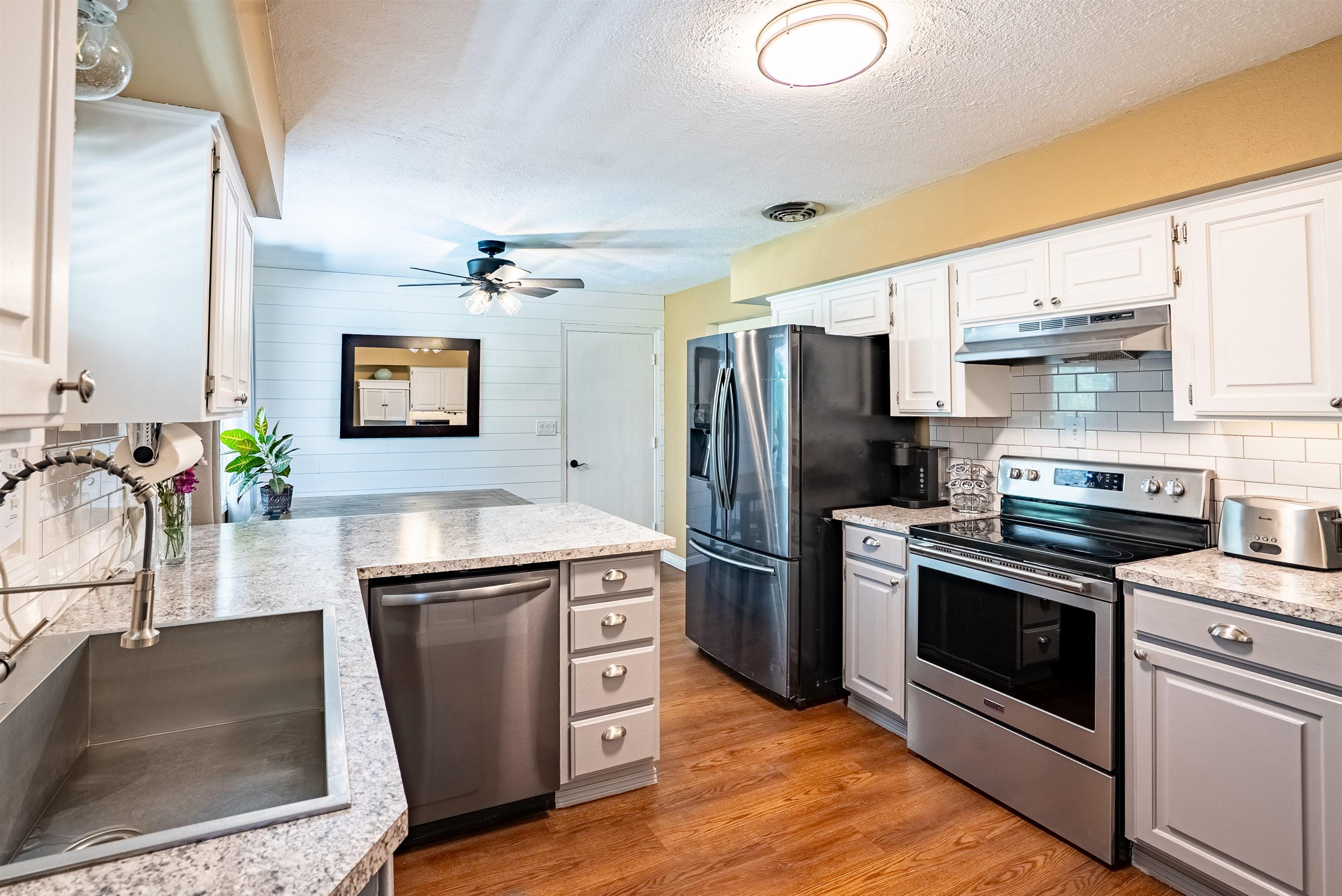 8206 E Boone Ave - Photo 8